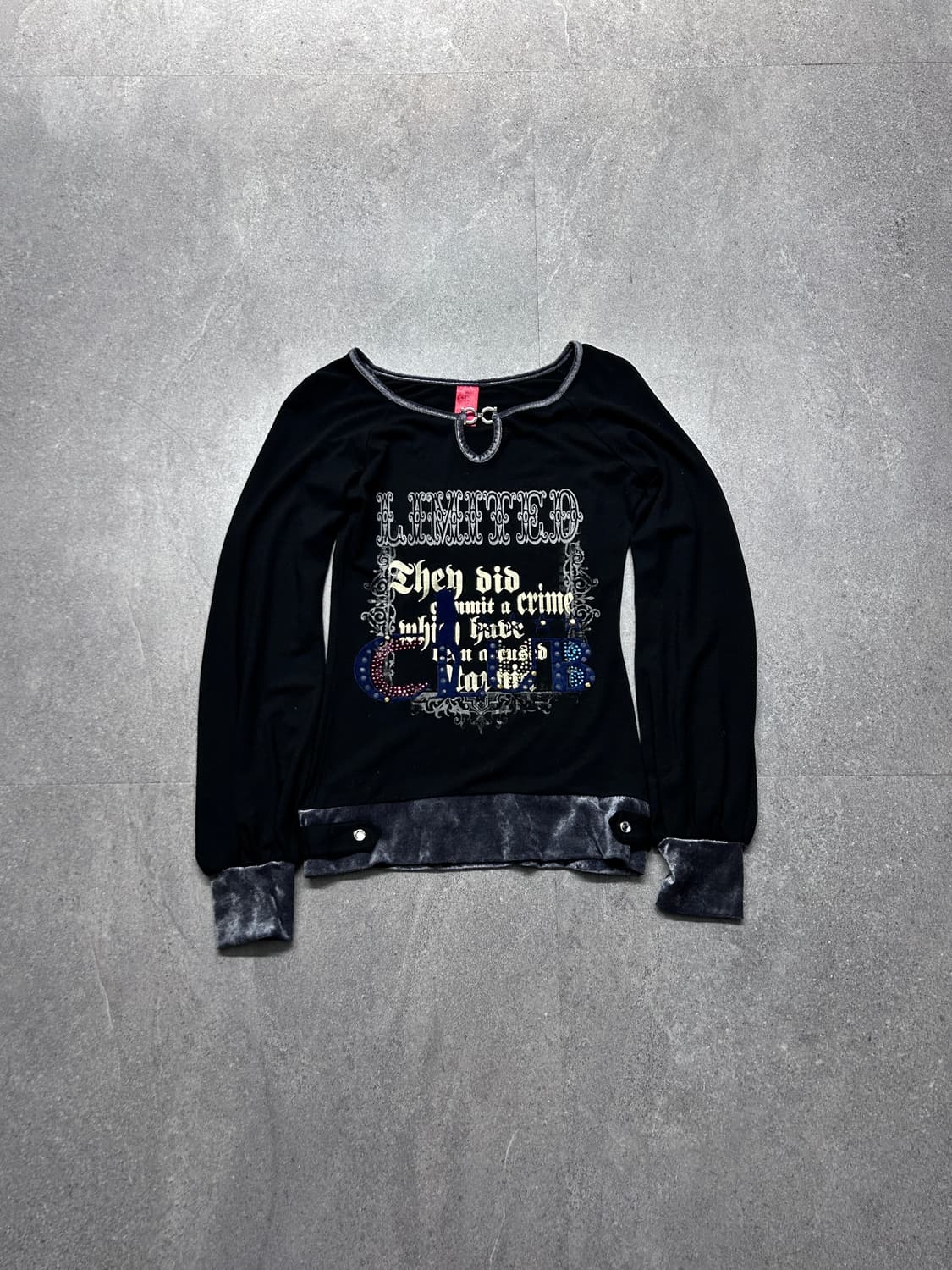 Booty Girl 벨벳 포인트 그래픽 롱슬리브 상품이미지4