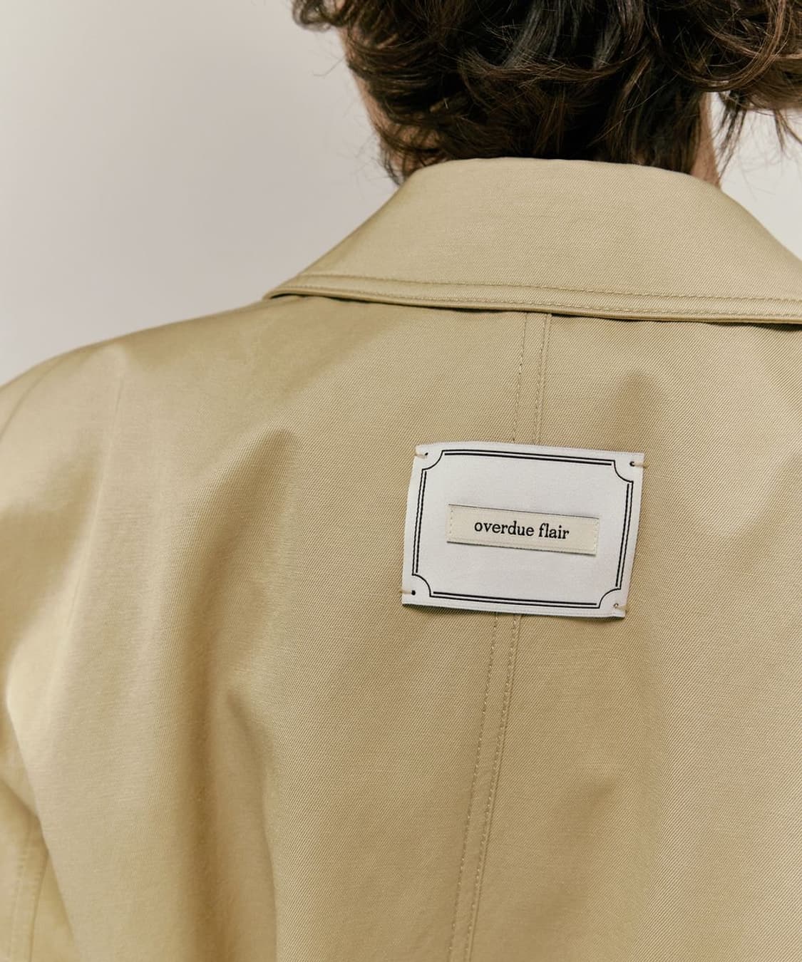 오버듀플레어 하프 트렌치 코트 상품이미지3