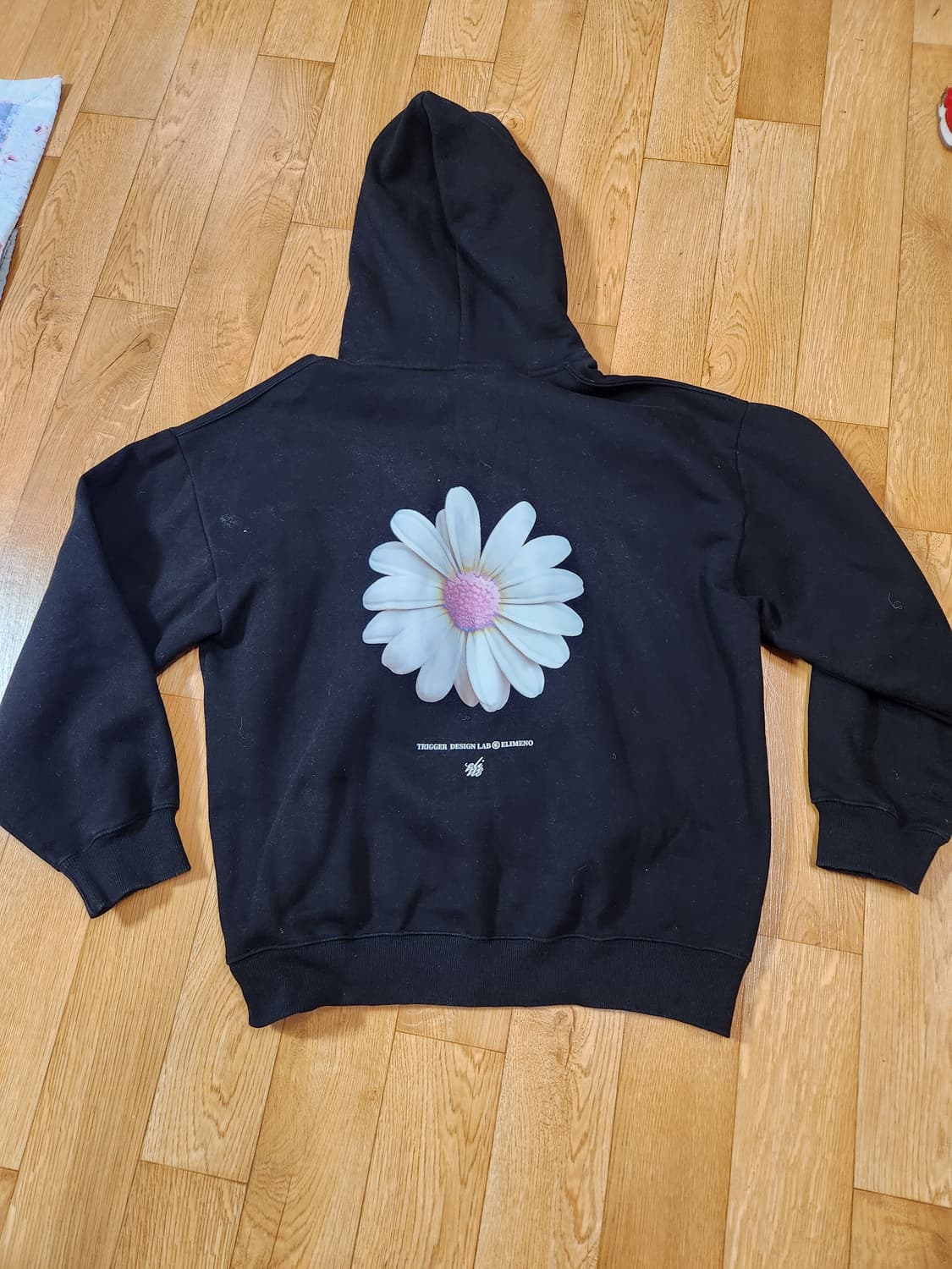 엘리메노 데이지 기모 블랙 후드티 F 상품이미지2