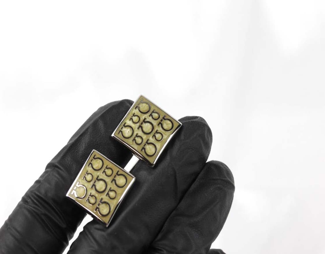 페라가모 S등급 남자 명품 커프스 상품이미지8