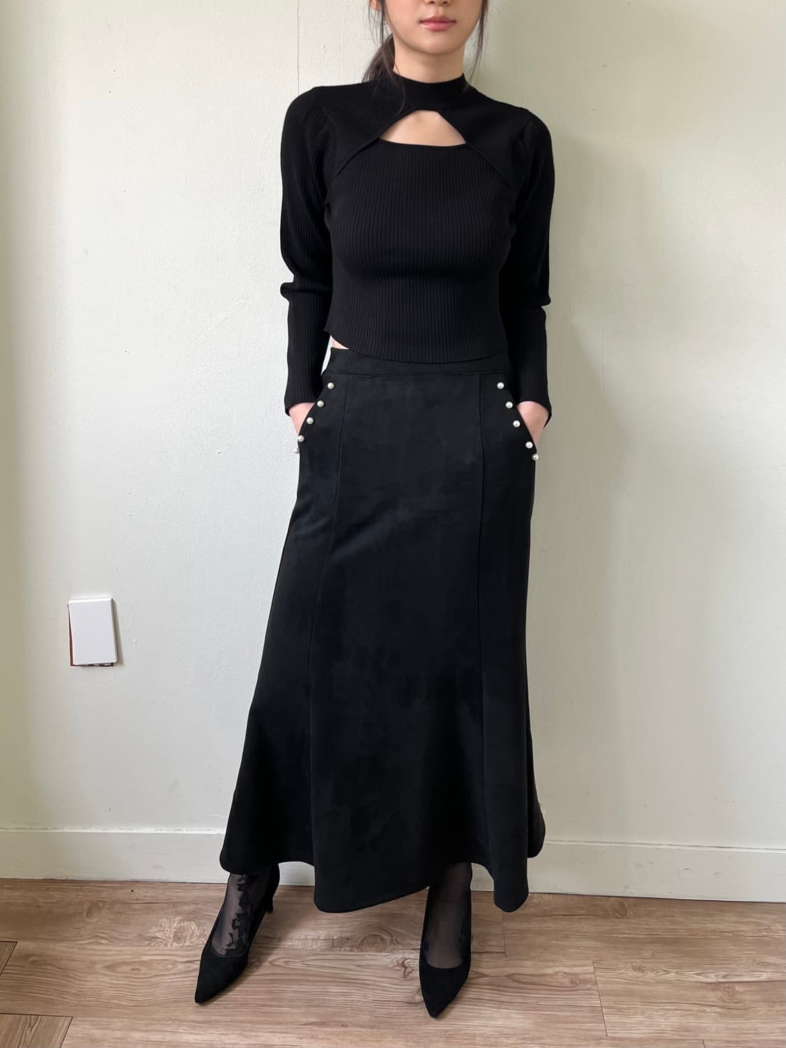 NICE CLAUP 블랙 터틀넥 상품이미지6