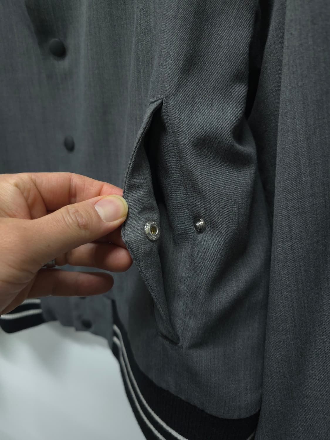 ​유나이티드도쿄 남성 스타디움 자켓 (그레이/2사이즈) 상품이미지4