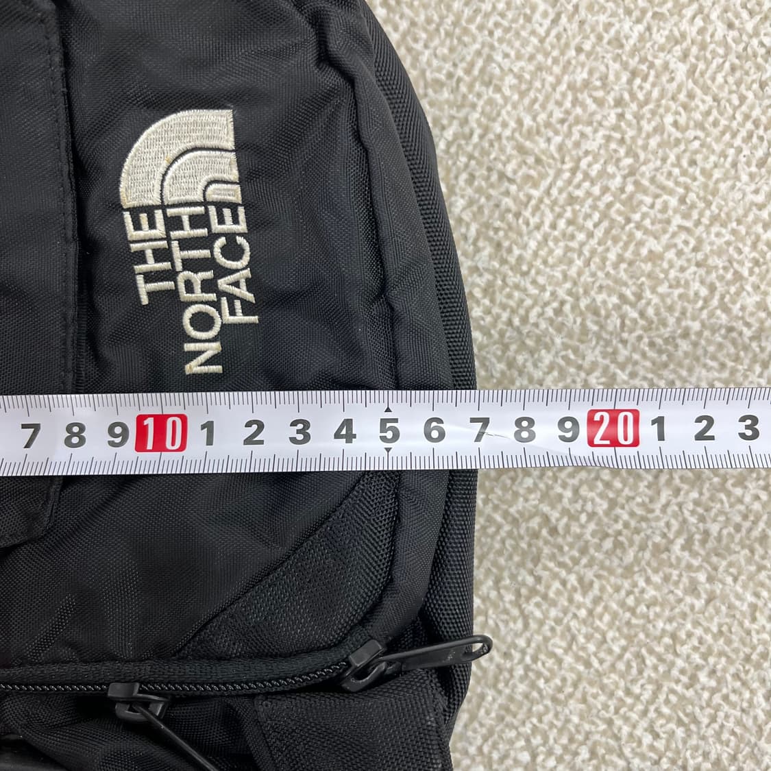 [실측확인] 노스페이스 블랙 힙색 슬링백 가방 0120M1 상품이미지7