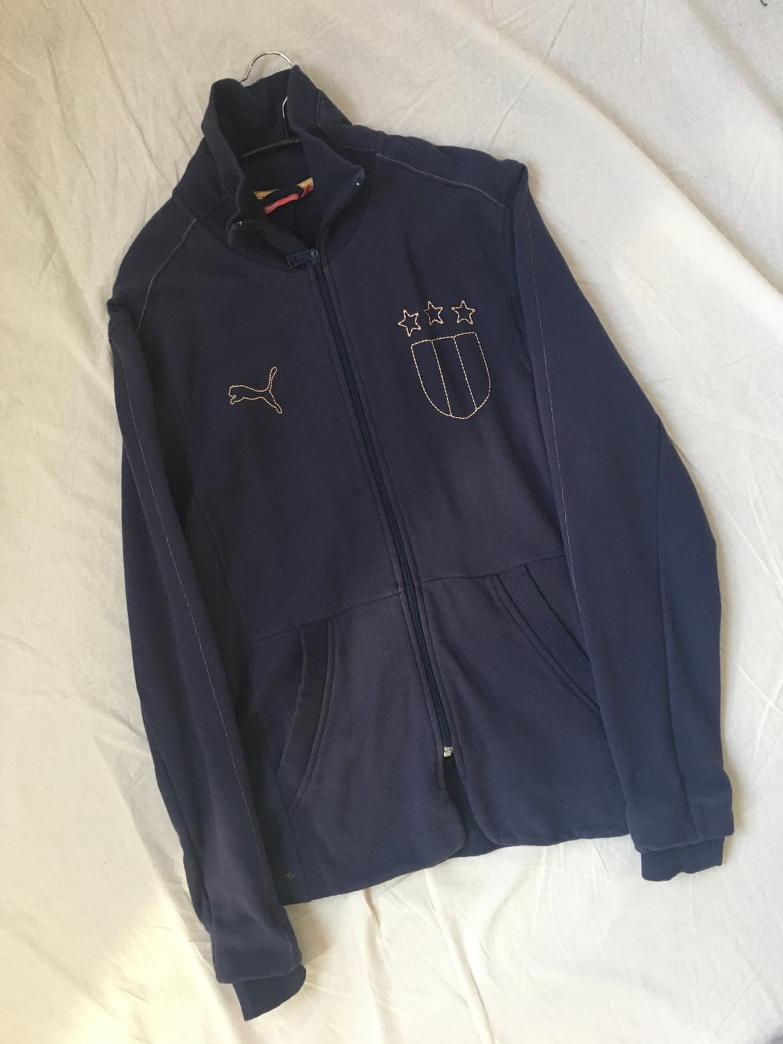 퓨마 스티치자수 코튼 집업 상품이미지3