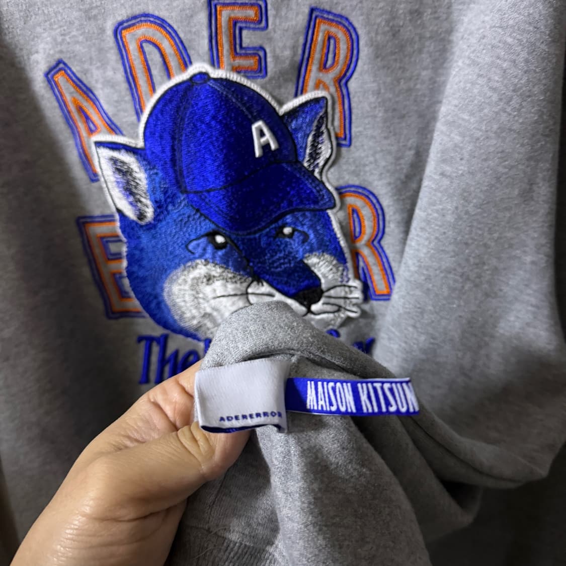 아더에러x메종키츠네 맨투맨 A3 상품이미지9