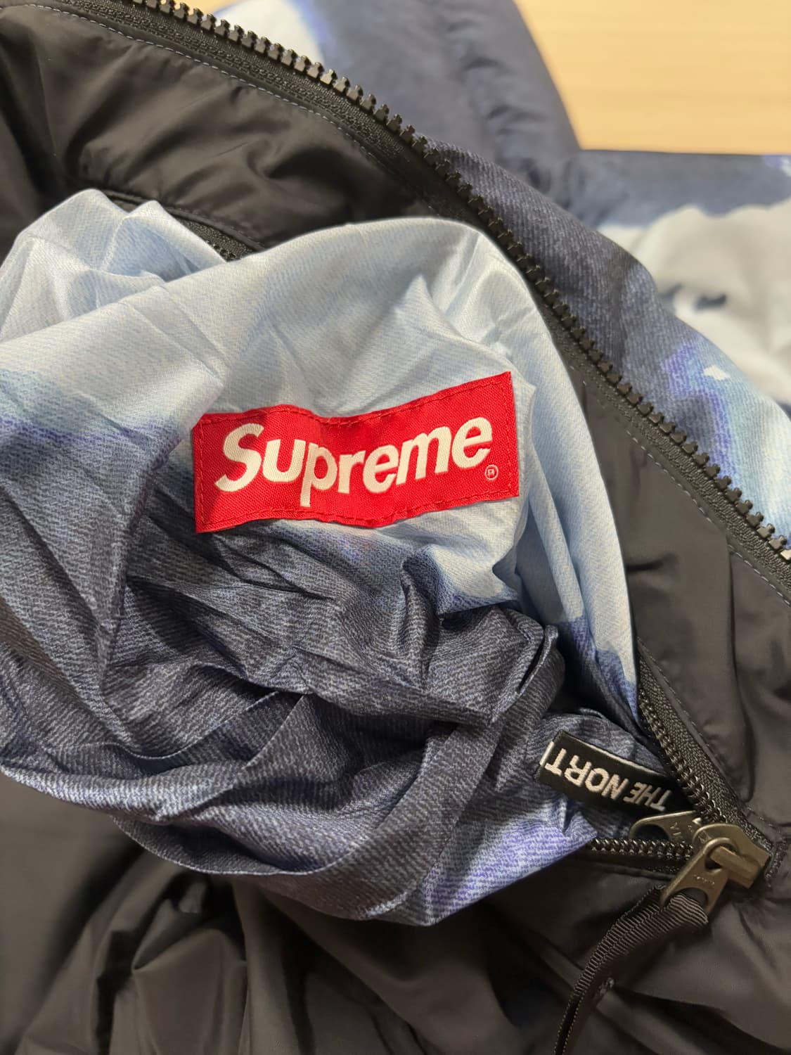 슈프림 x 노스페이스 블리치드 데님 눕시 (xl) 상품이미지7