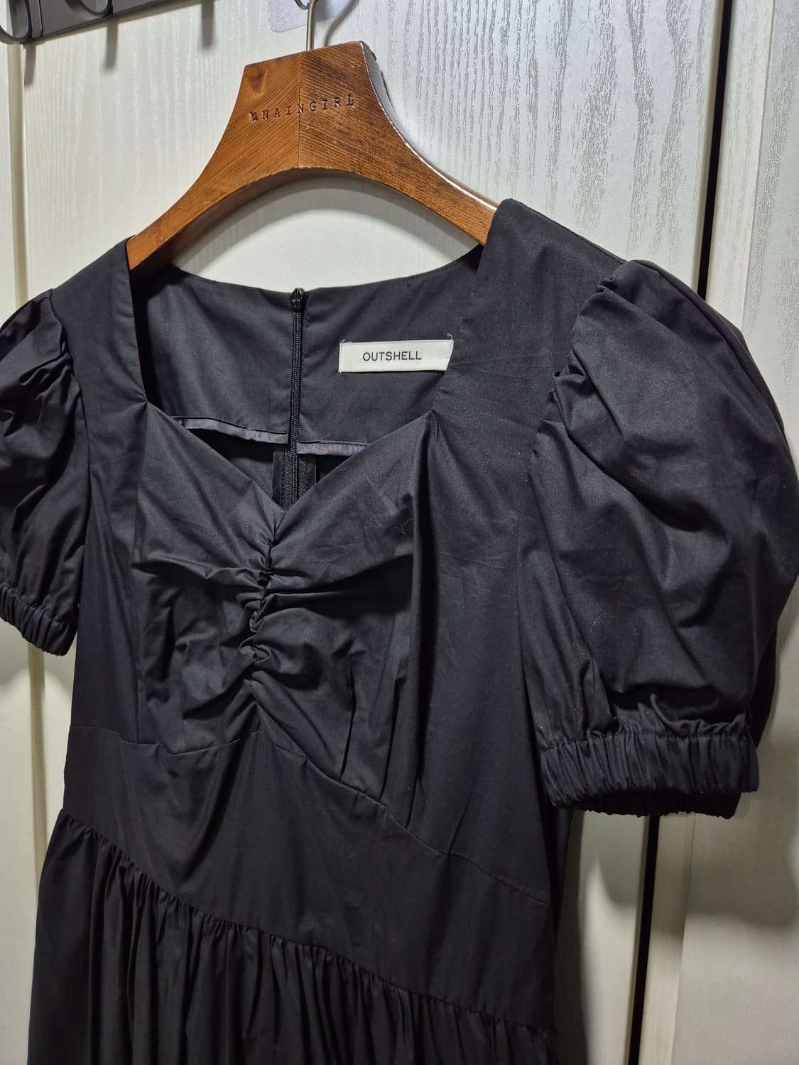 (세일)(새상품)아웃쉘 퍼프소매 캉캉 롱 원피스 블랙 상품이미지3