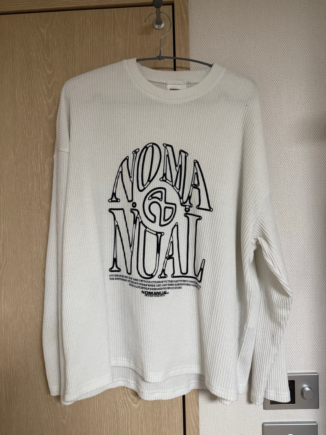 (상태 좋음 M) 노매뉴얼 화이트 니트 롱슬리브 S.N.A 상품이미지1