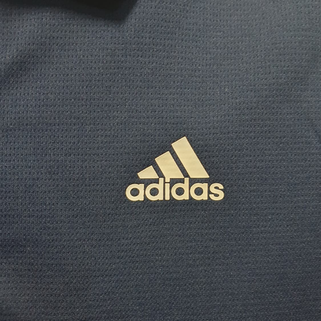 아디다스 기능성 트랙탑 삼선 카라 반팔티  상품이미지3