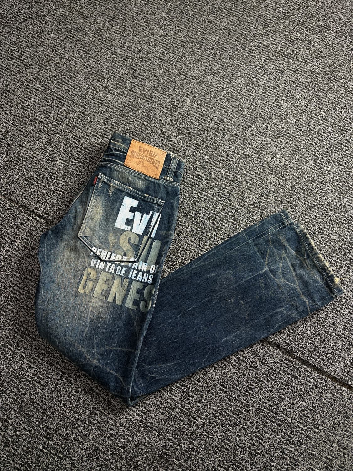 에비수 시그니처 로고 워싱 데저트 데님 팬츠 2401 상품이미지1
