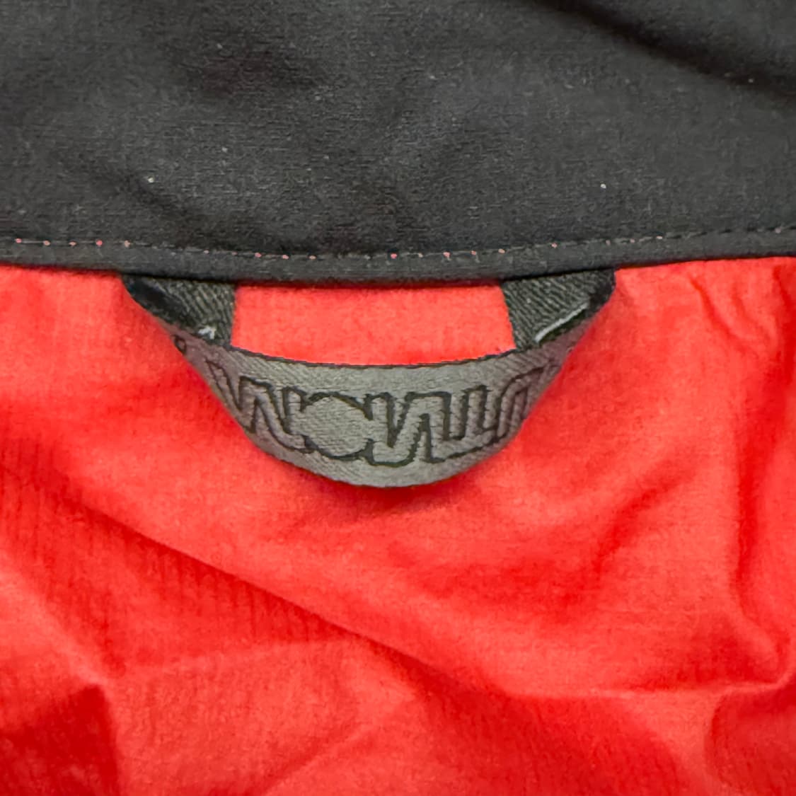 [정품] 몬츄라 바람막이 자켓 레드 b8 상품이미지6