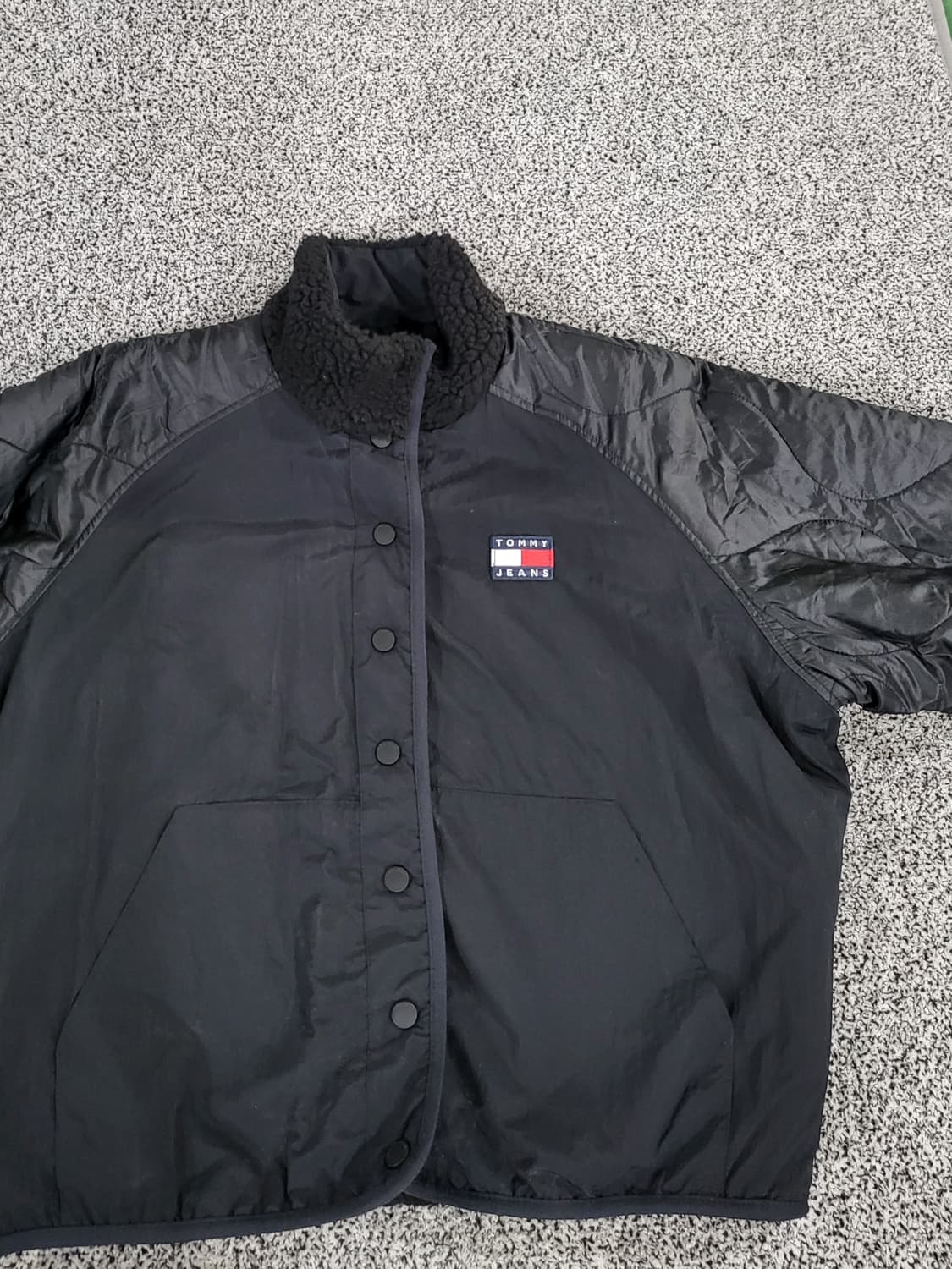 타미힐피거 리버시블 크롭 플리스 자켓 상품이미지6