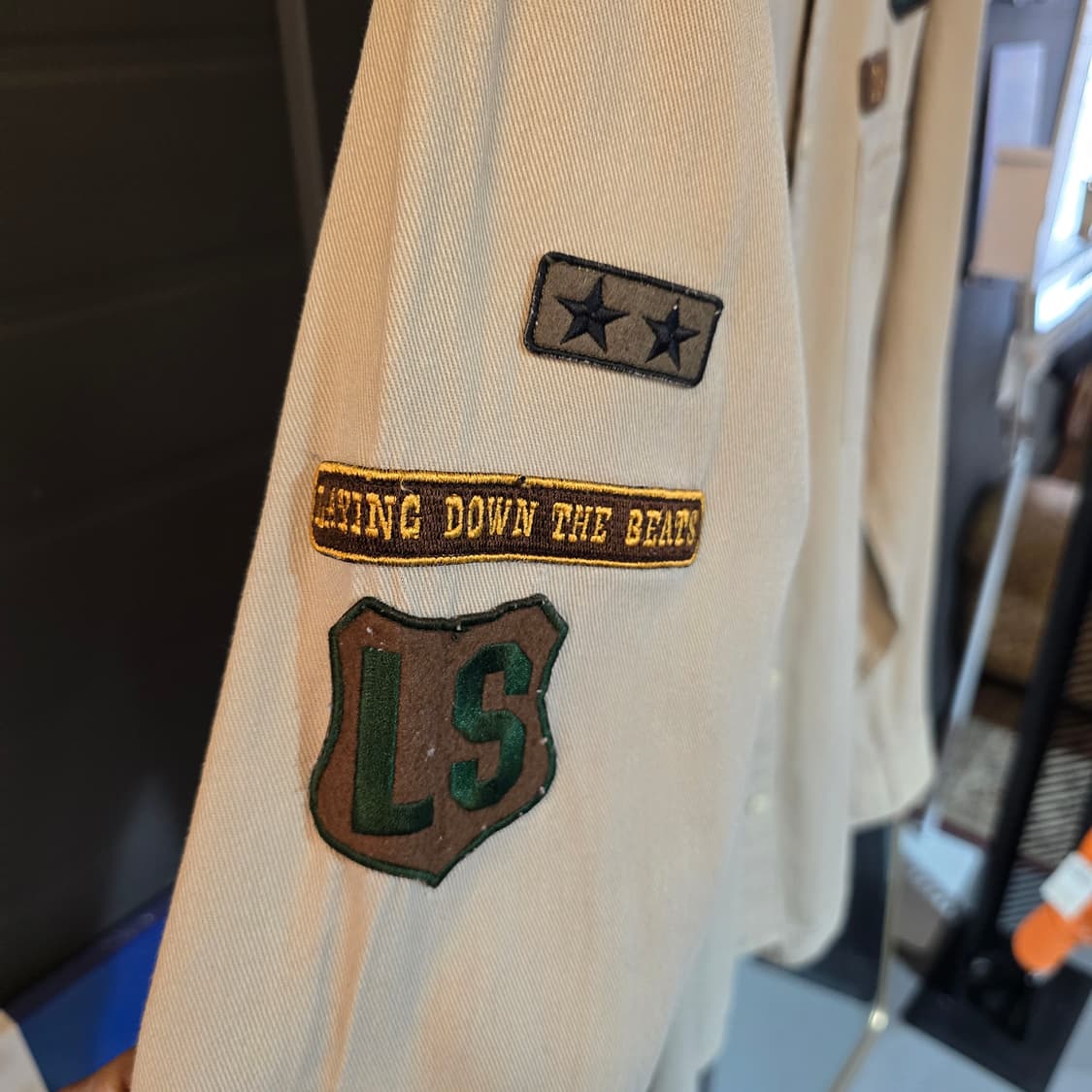 리바이스 레드탭 워크 셔츠 베이지 와펜 커스텀 셔츠 상품이미지4