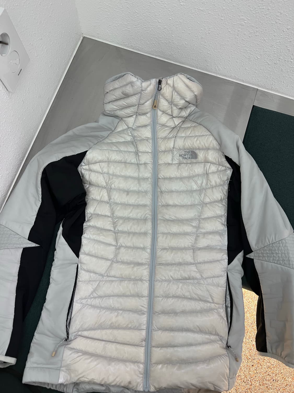 노스페이스 써밋 경량패딩  M 상품이미지1