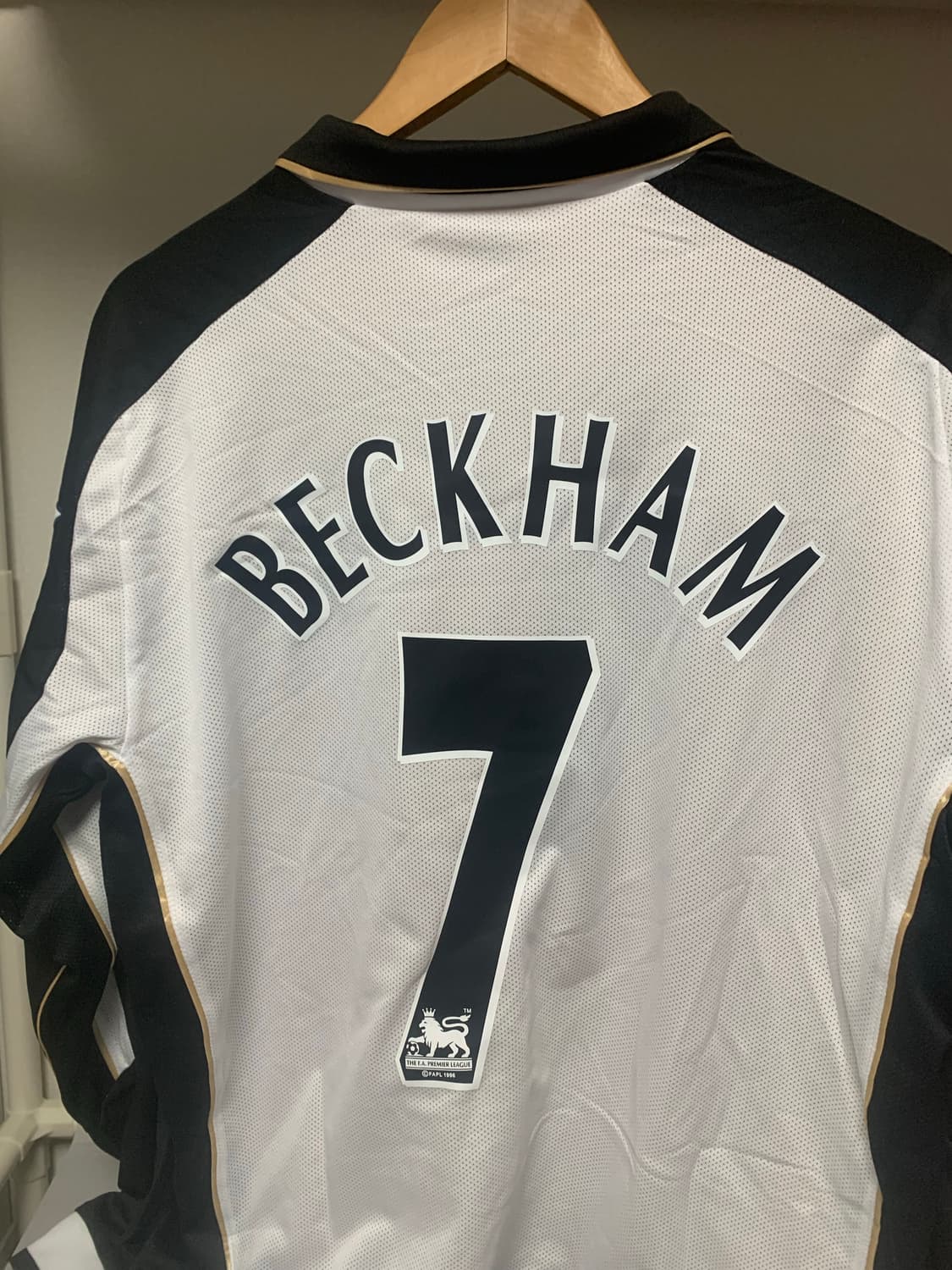 맨체스터 유나이티드 01/02 백주년 유니폼 NO.7 베컴 상품이미지2