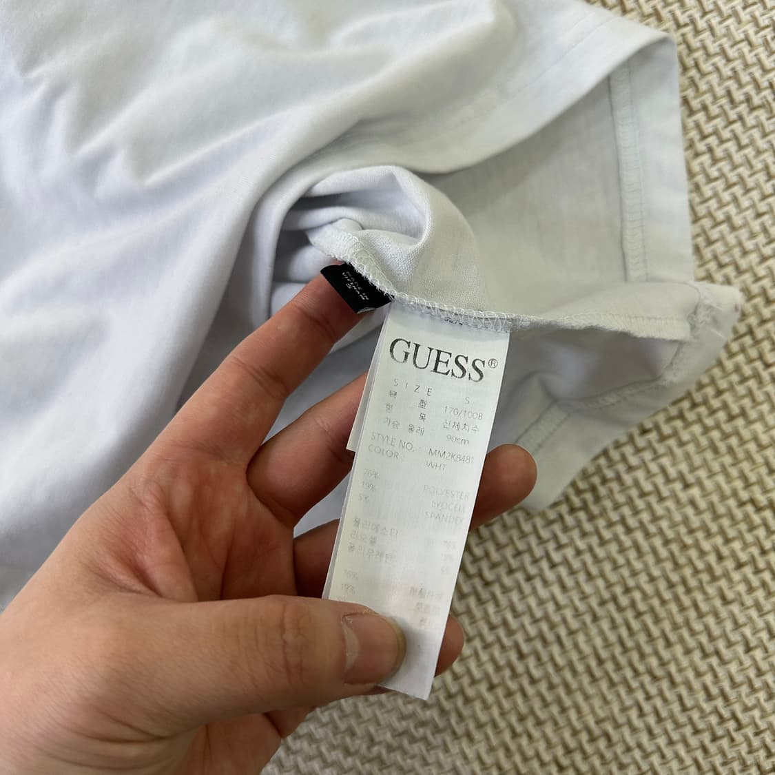 S 게스 화이트 반팔티 0331D 상품이미지3