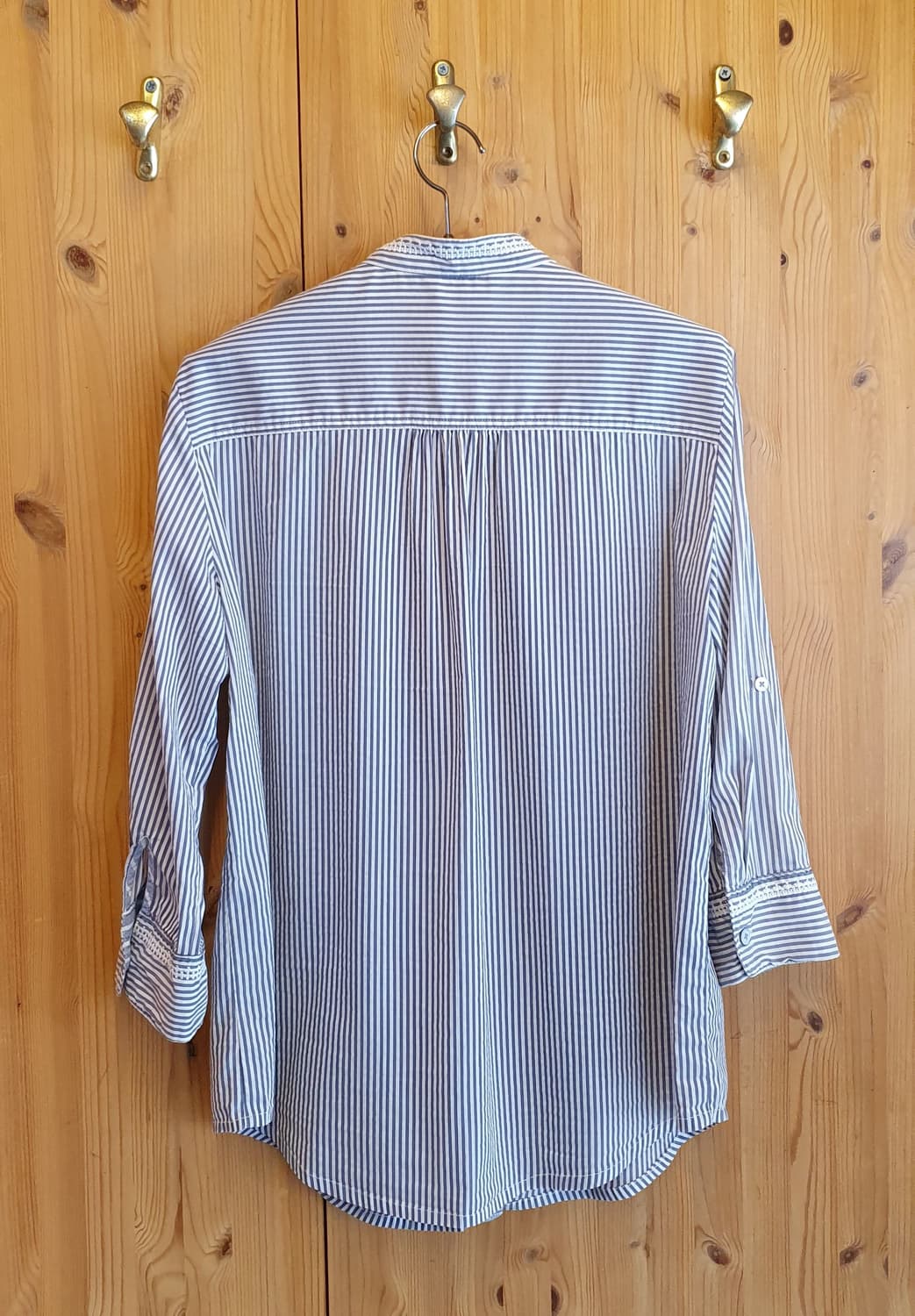 66.헤지스 스트라이프 셔츠 상품이미지2