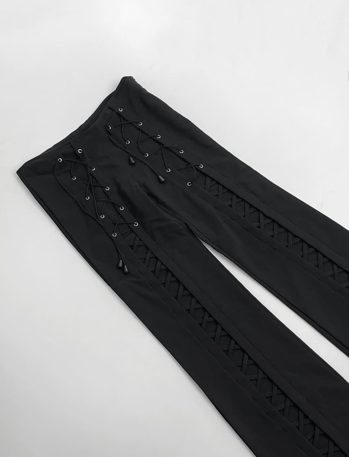 아일렛 디테일 부츠컷 팬츠 상품이미지1