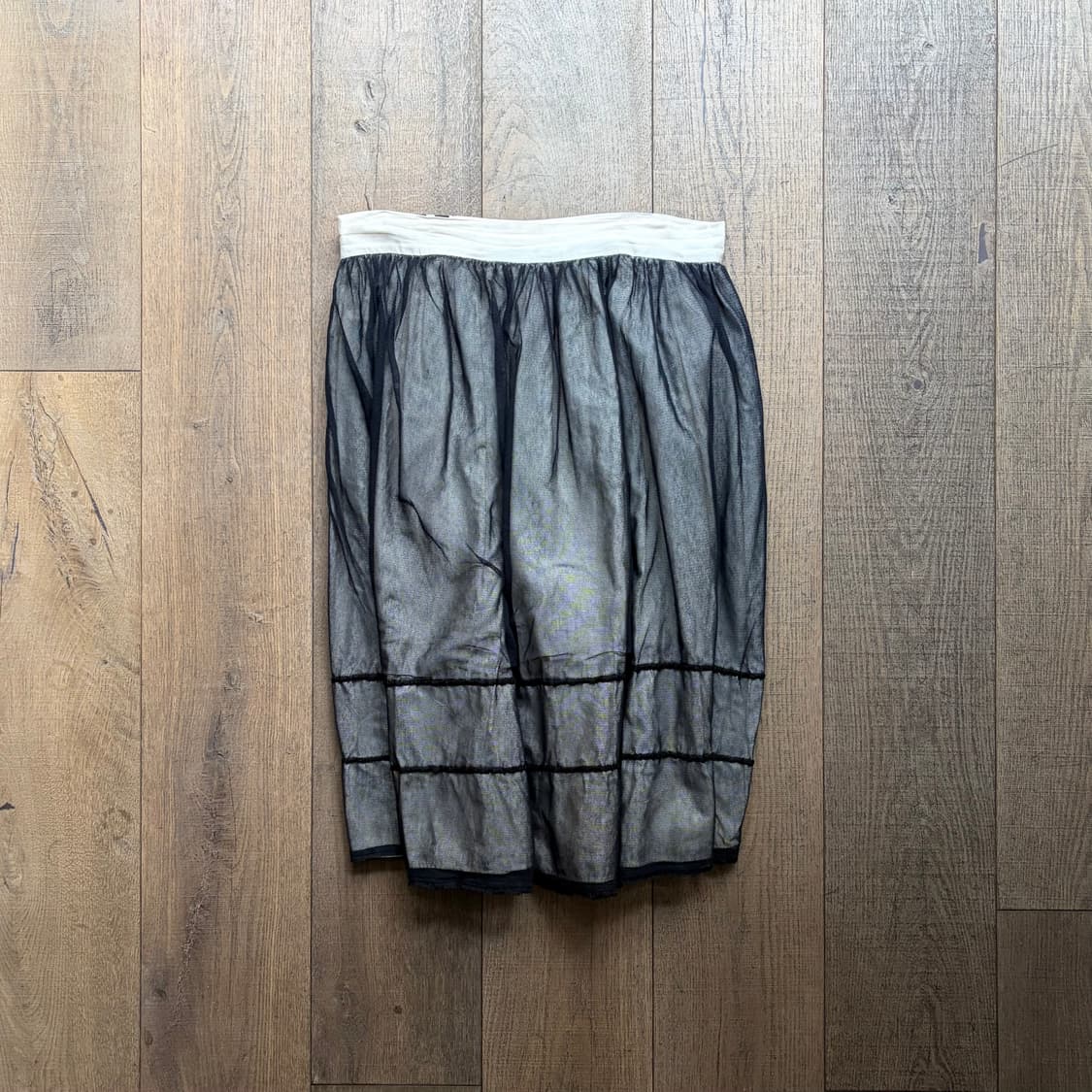 Tulle Layer Line Detail Skirt 상품이미지10