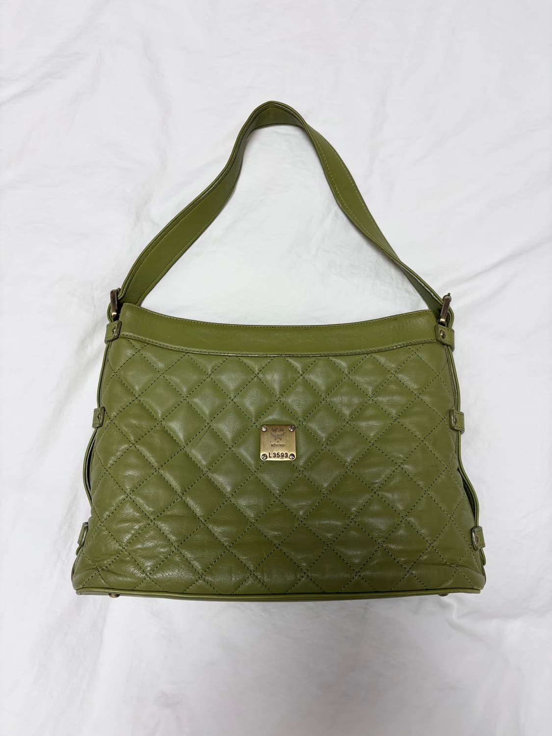 MCM 퀼팅 숄더백 상품이미지1