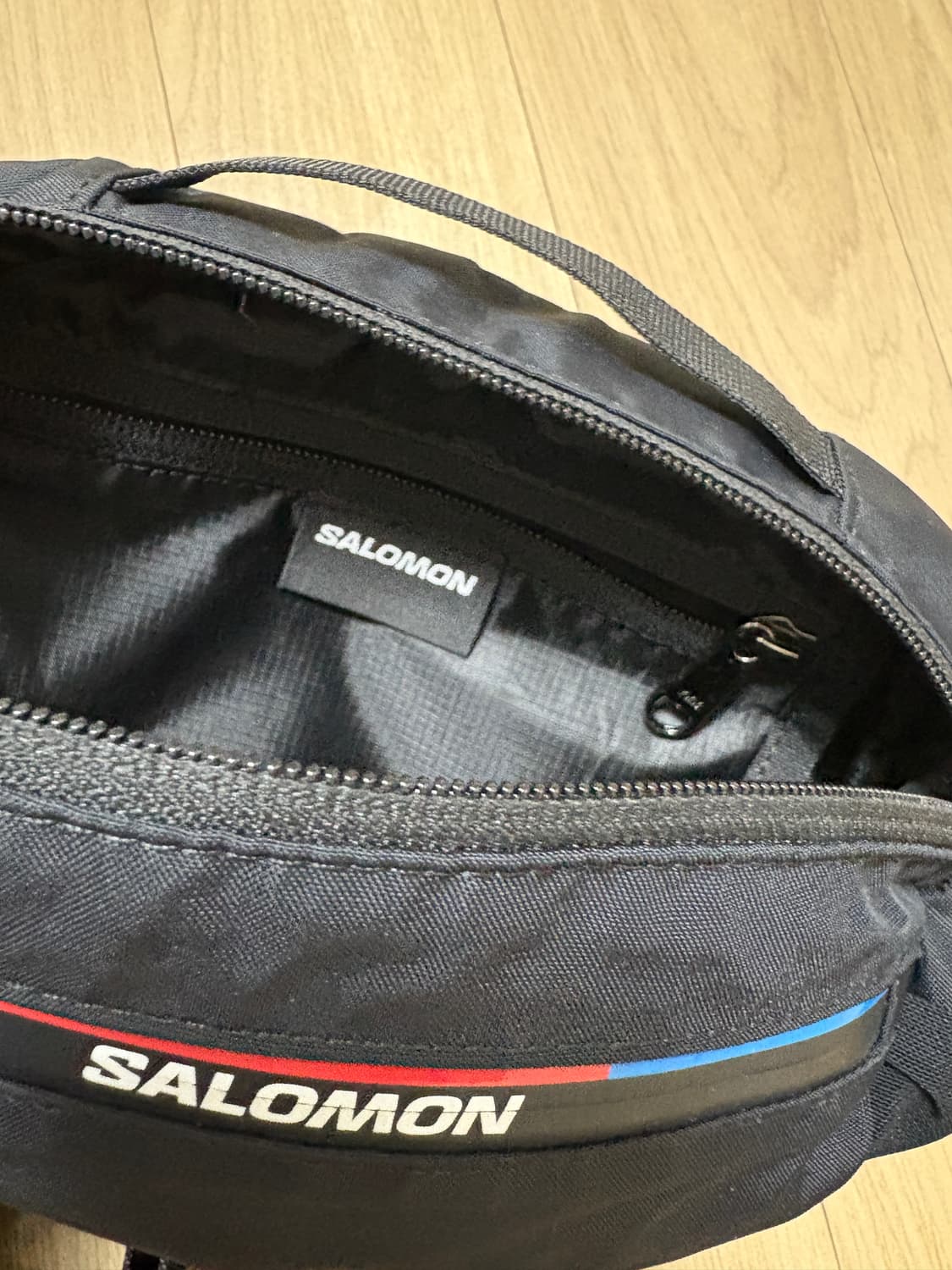 살로몬 몽트2 미니크로스백 상품이미지3