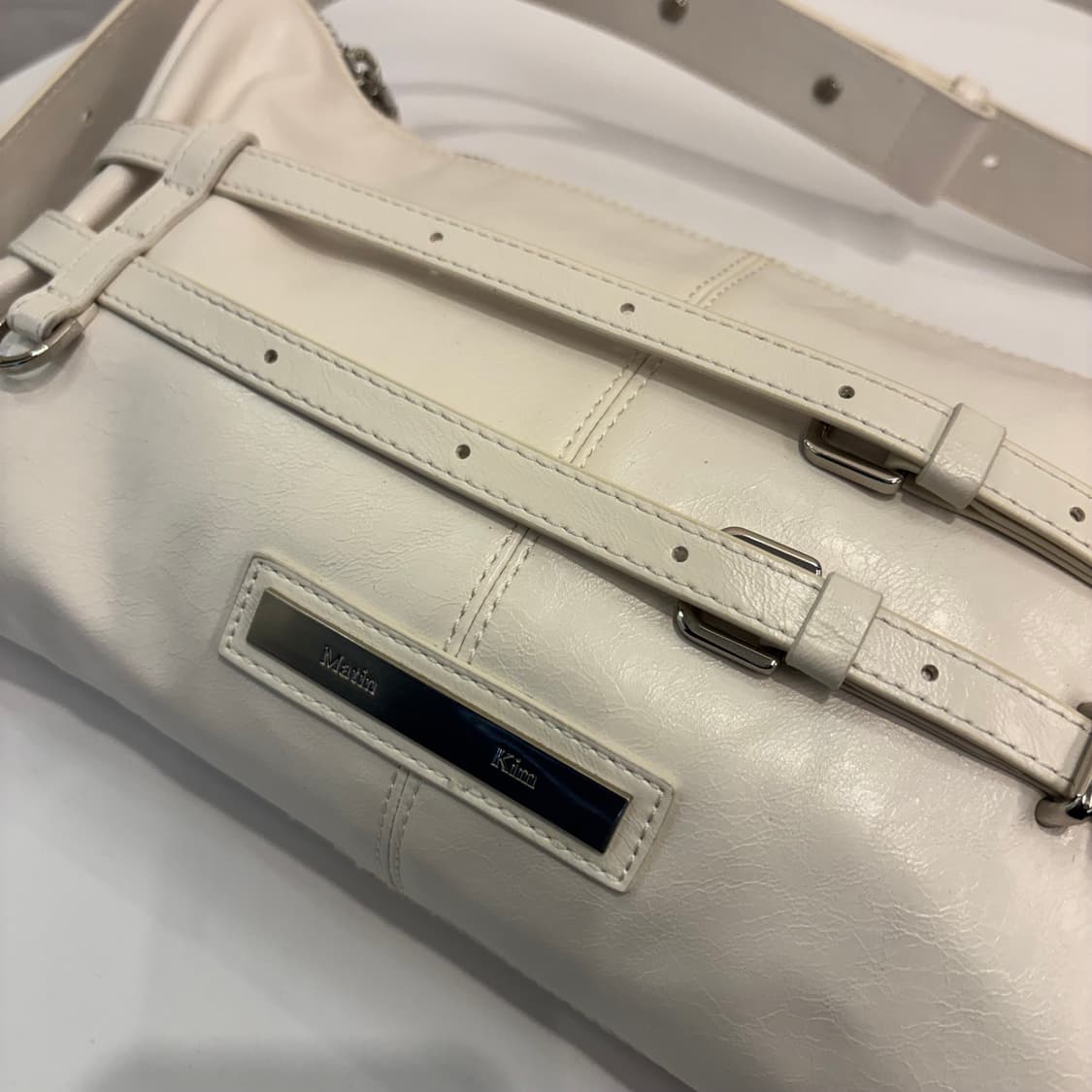 정품 마뗑킴 더블 벨티드 숄더백     상품이미지8