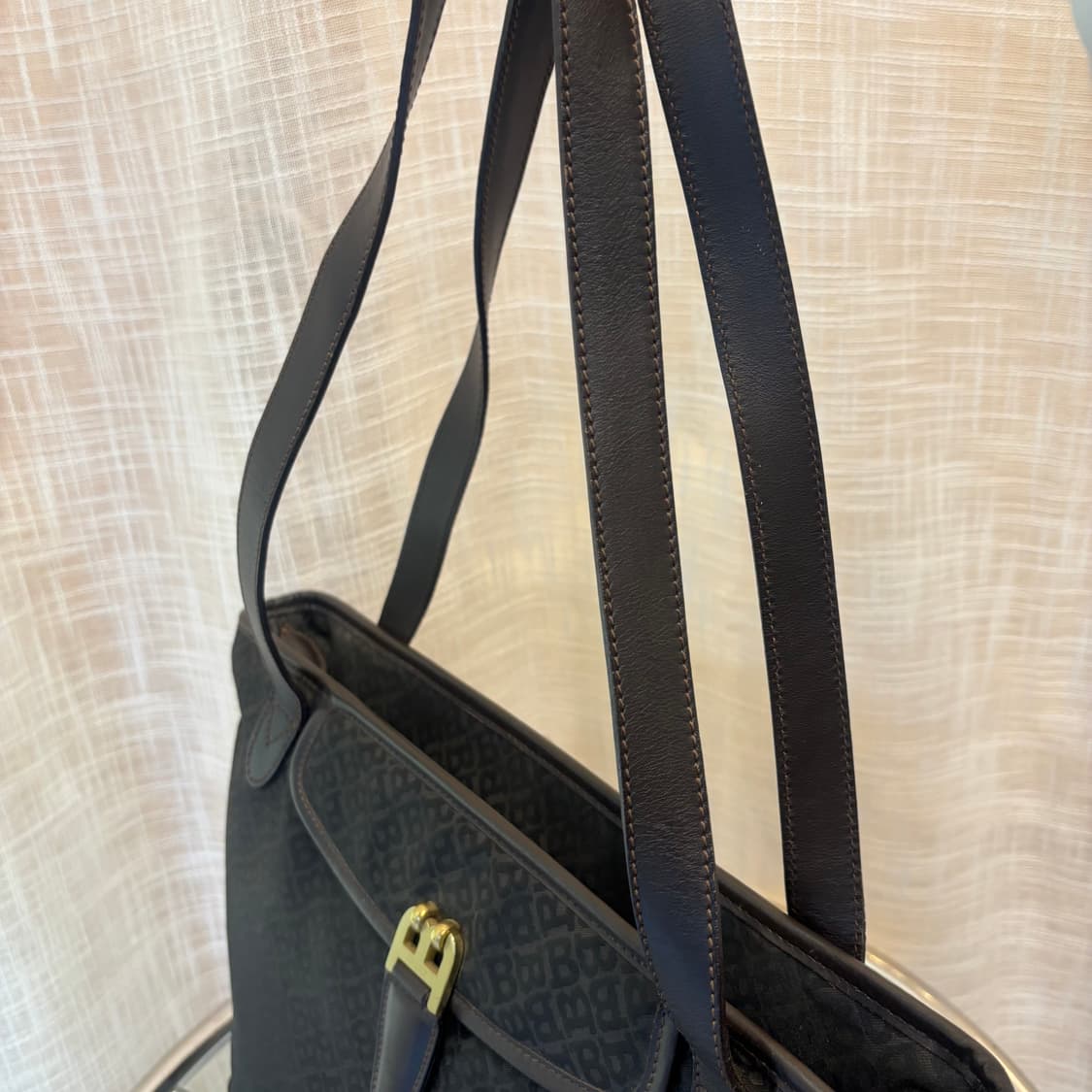 정품 발리 패브릭 숄더백     상품이미지4