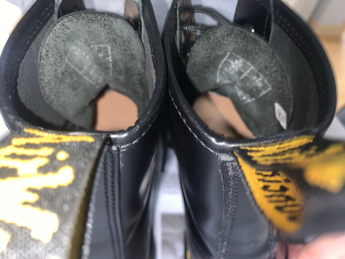 닥터마틴 1460 8홀 레이스 로우 부츠 블랙 상품이미지8