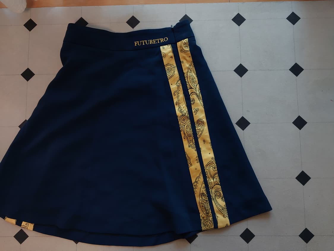 퓨처레트로 FUTURETRO 네이비 스커트S 상품이미지4