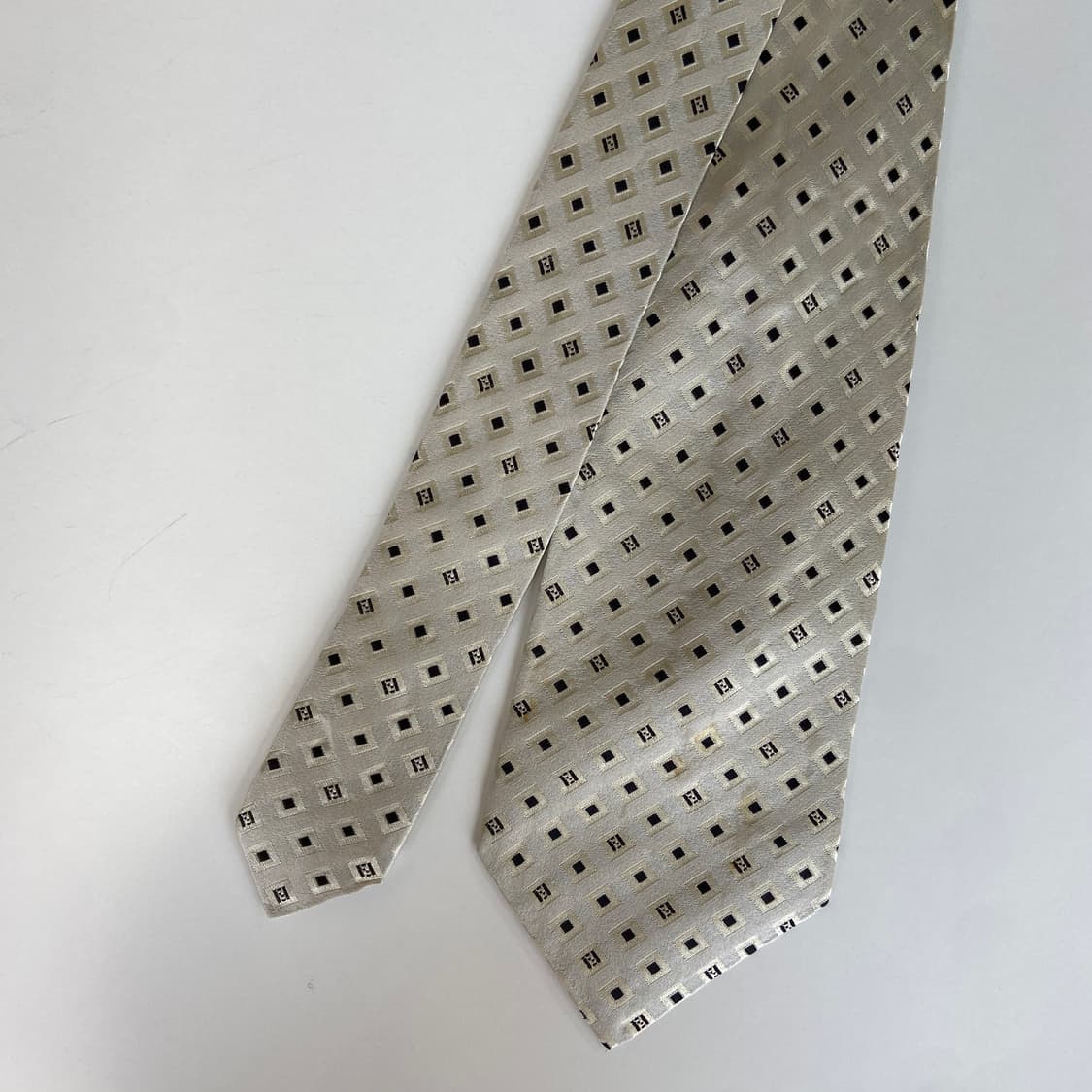 펜디 (FENDI) 모노그램 명품 정품 넥타이 상품이미지3