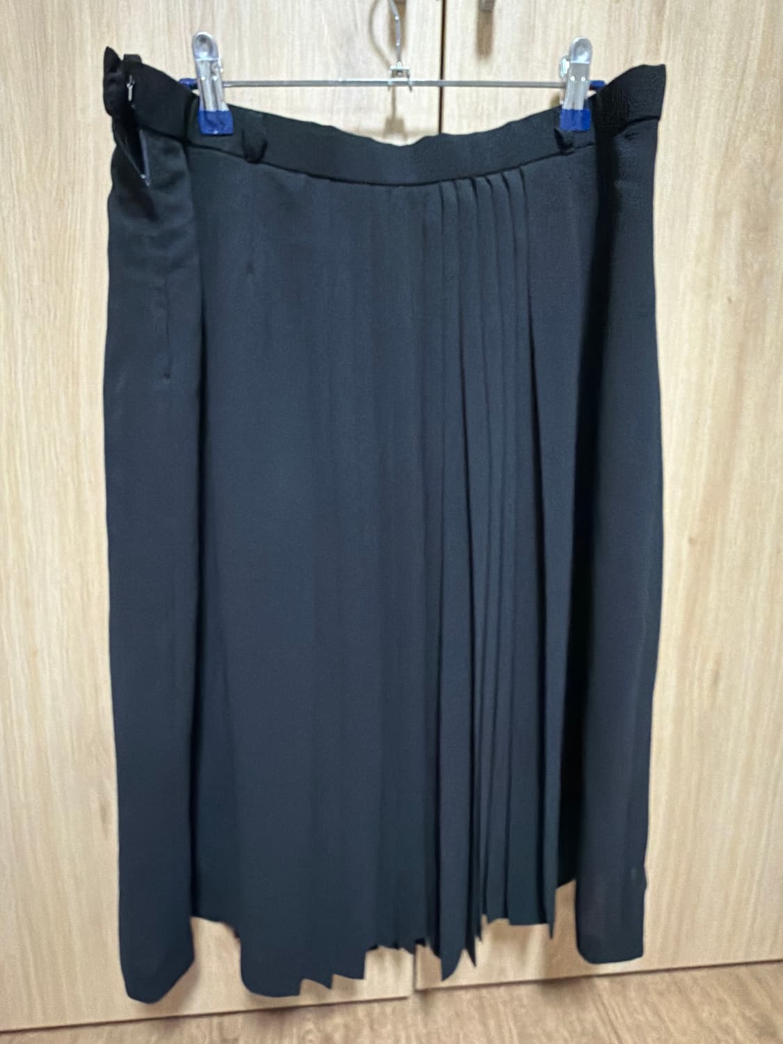 핀턱 미디스커트 상품이미지1