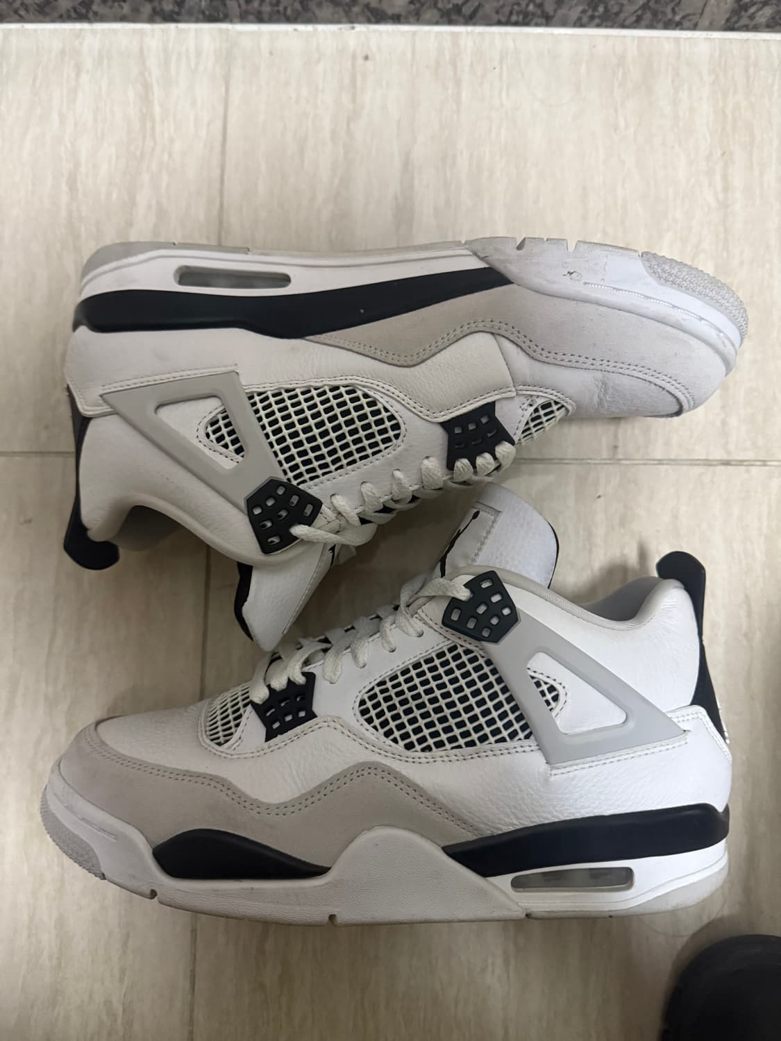 [280] 조던4 화이트 앤 블랙 상품이미지5