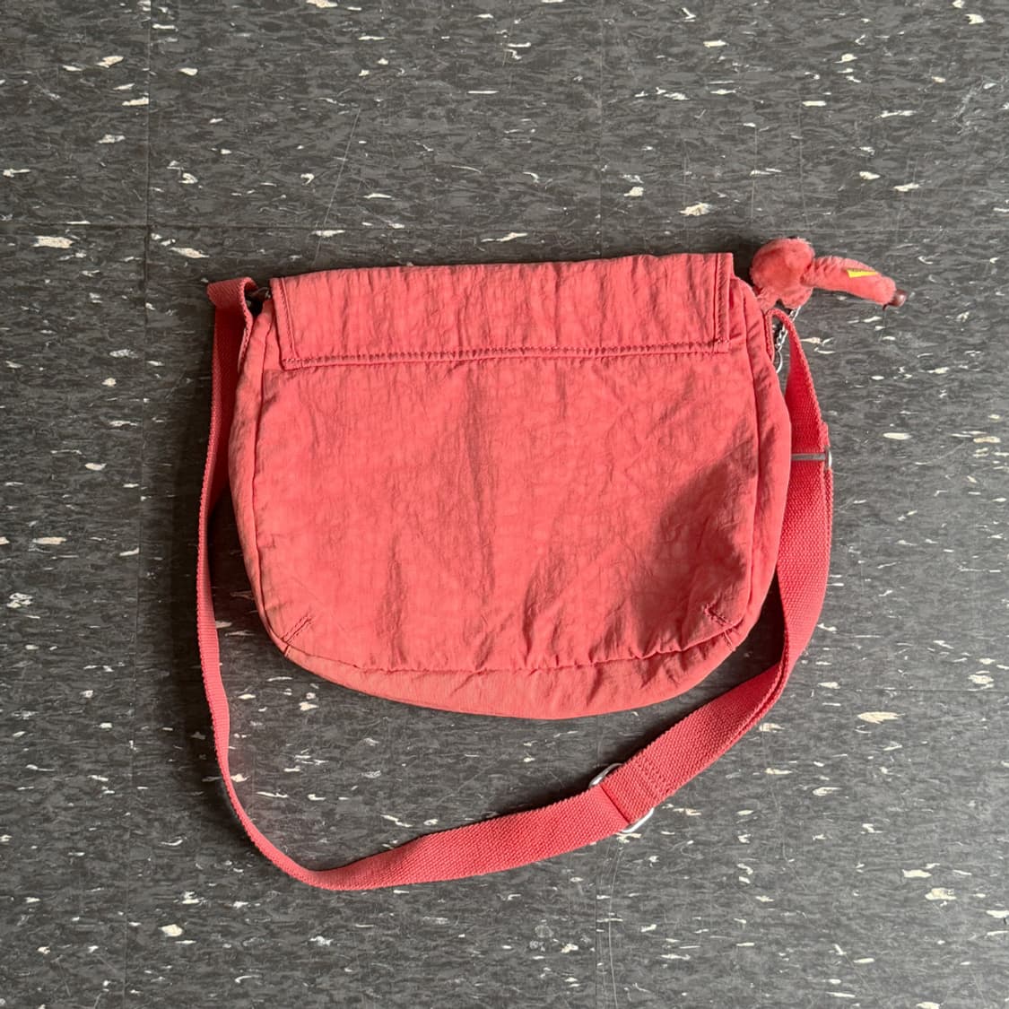 [KIPLING] 체리 플랩 크로스 백 상품이미지9
