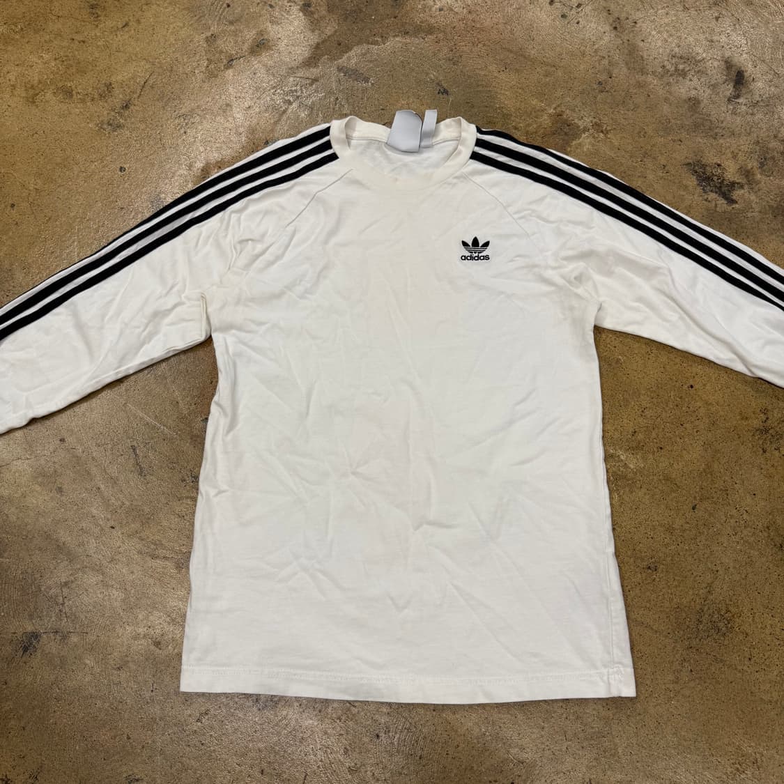 아디다스 흰검 롱슬리브 상품이미지3