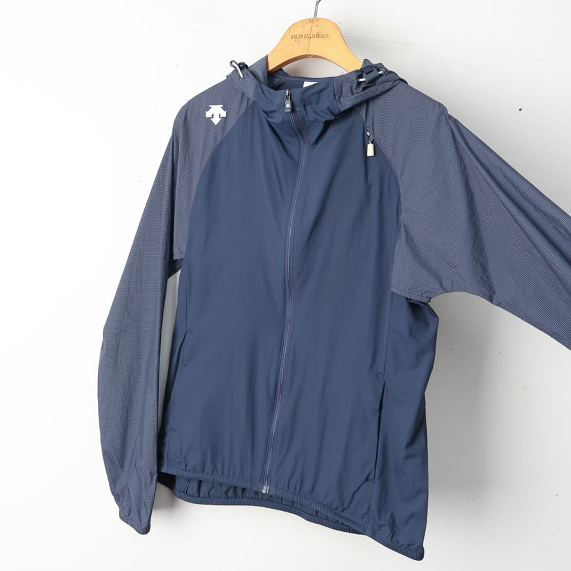 44/데상트 바람막이  상품이미지4