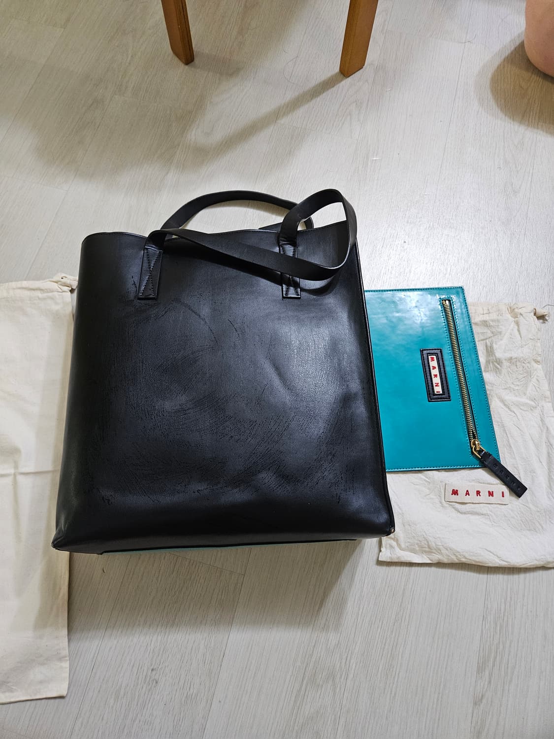 마르니 Marni 가죽 pvc 토트백, 클러치 세트 상품이미지4