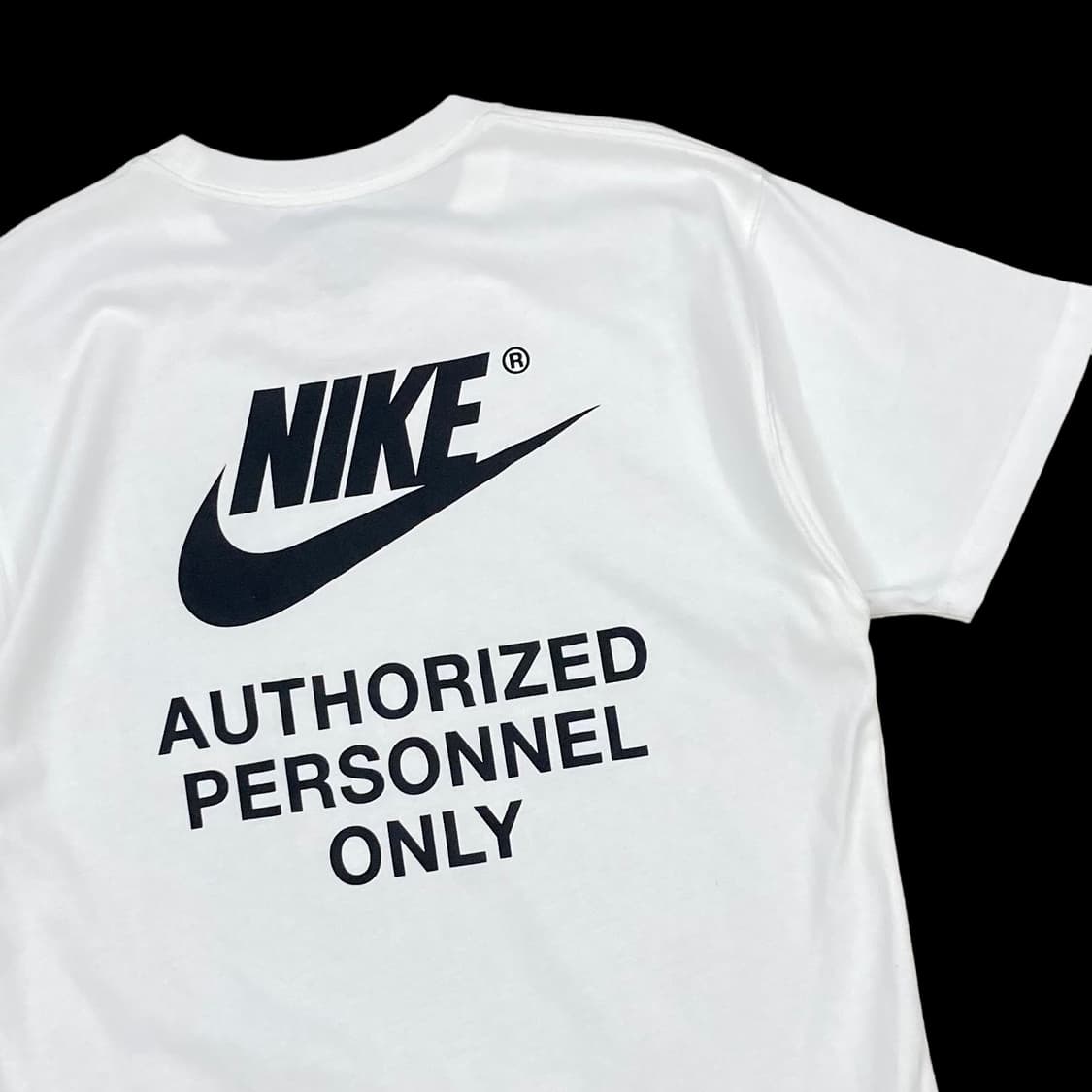 나이키 빅로고 루즈핏 화이트 반팔티 상품이미지3