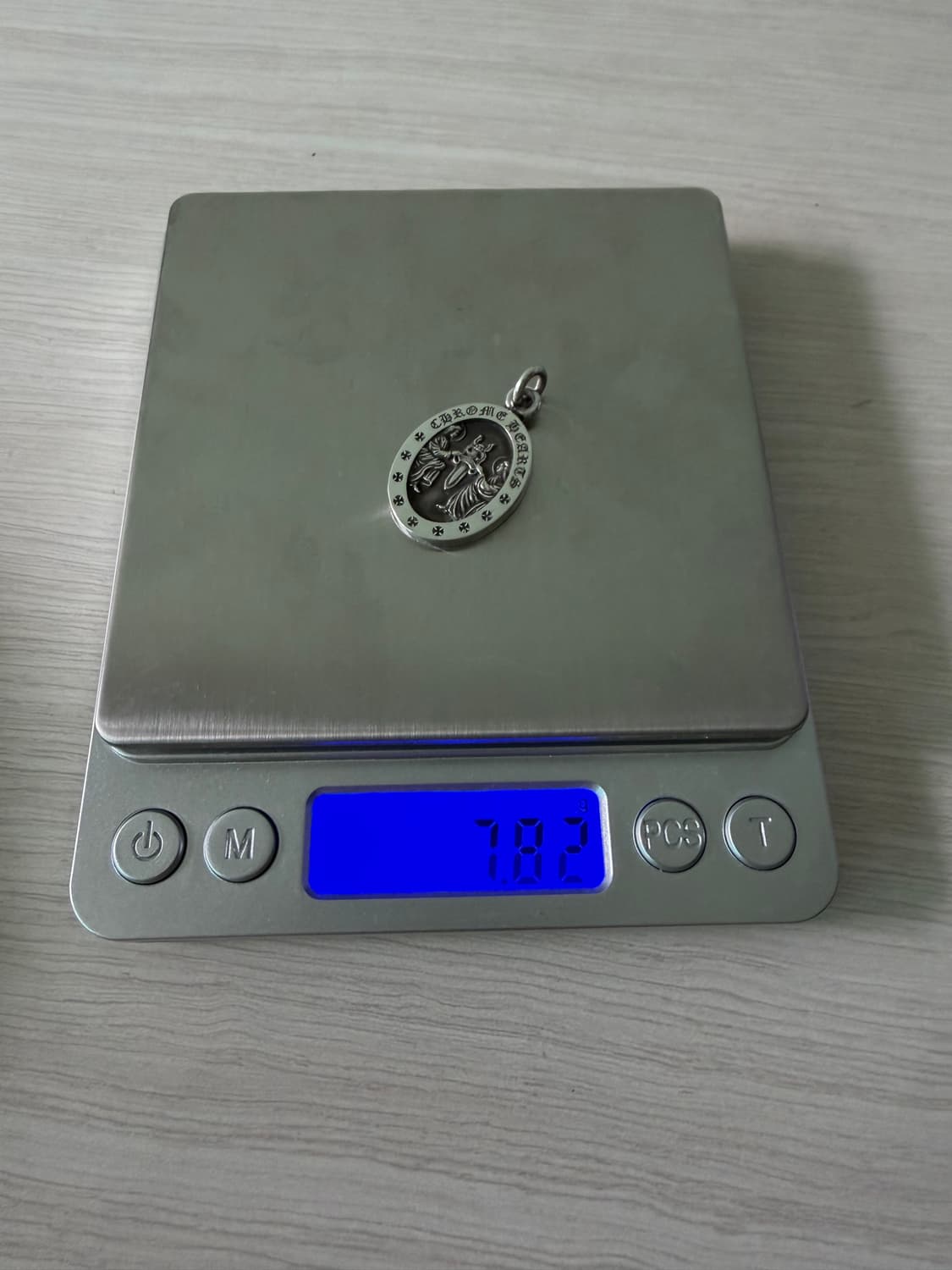 크롬하츠 오발 엔젤 메달 펜던트 상품이미지4