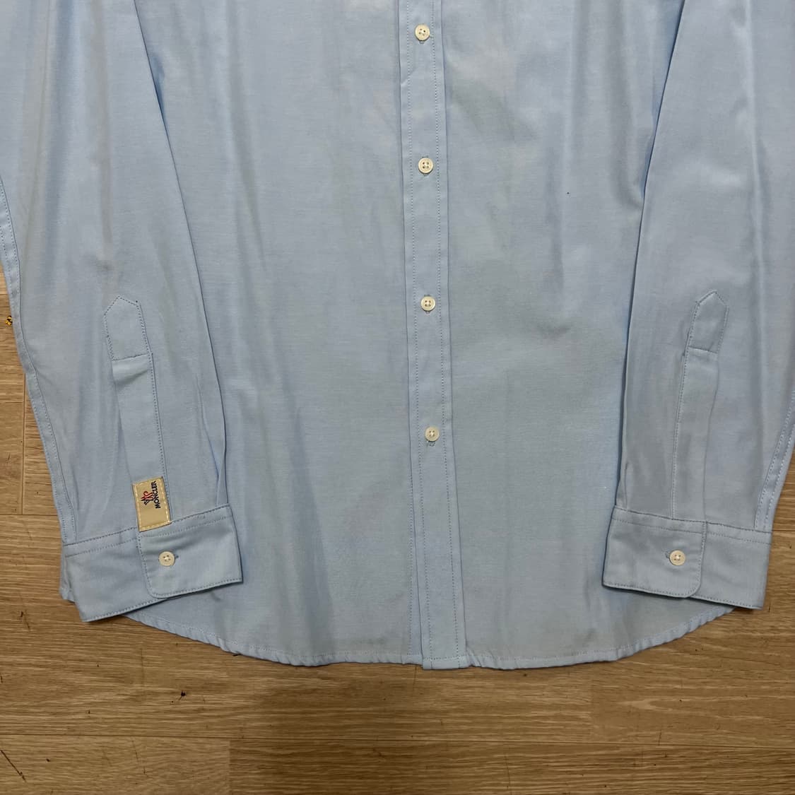 몽클레어 시그니처 와펜 버튼다운 옥스퍼드 셔츠 [스카이블루] L/100 상품이미지3