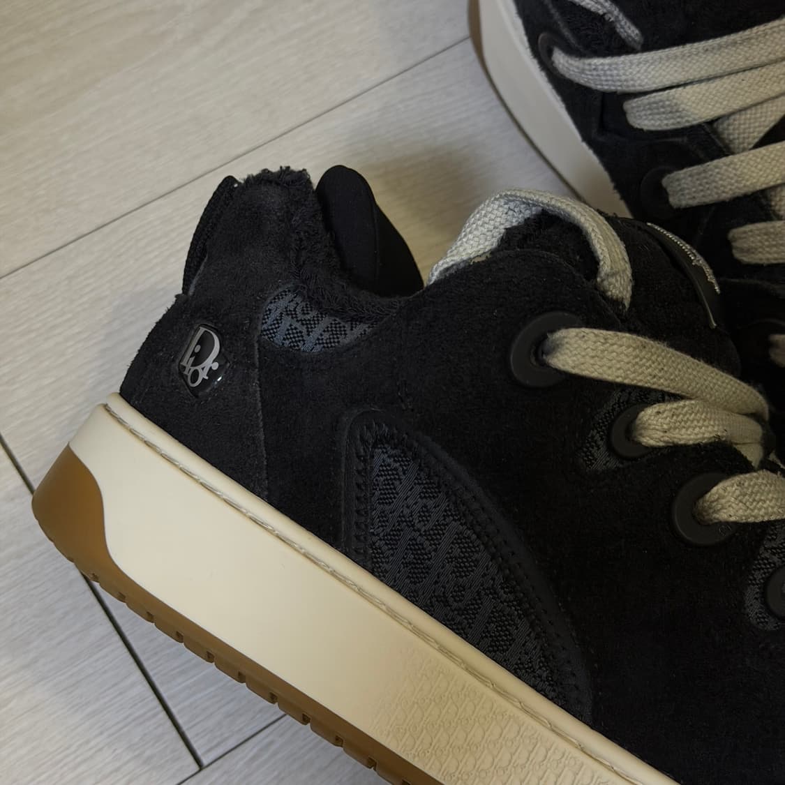 [백화점 구매] 디올 ERL B9s 스케이터 스니커즈 (인보이스⭕️) 상품이미지2