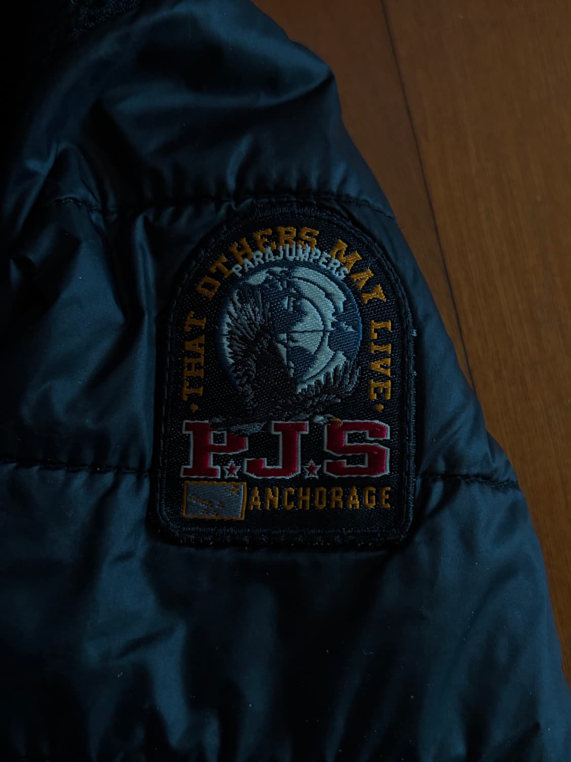 {황금매물} 파라점퍼스 경량패딩 급처 상품이미지3