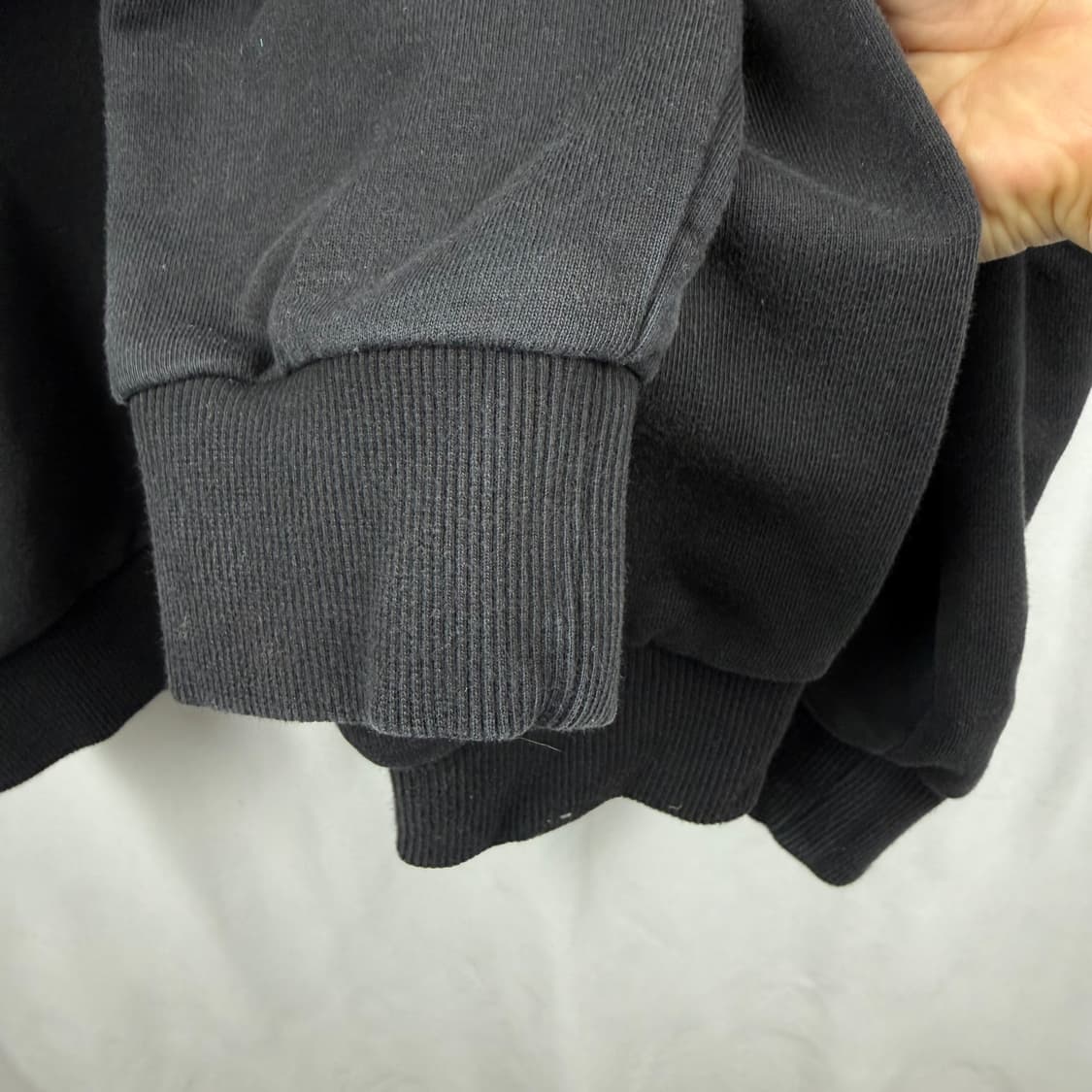 (105) 질스튜어트 스포츠 맨투맨 블랙 상품이미지4