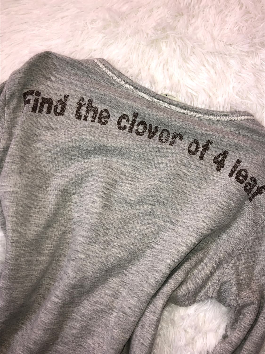 gray clover patch top 상품이미지5