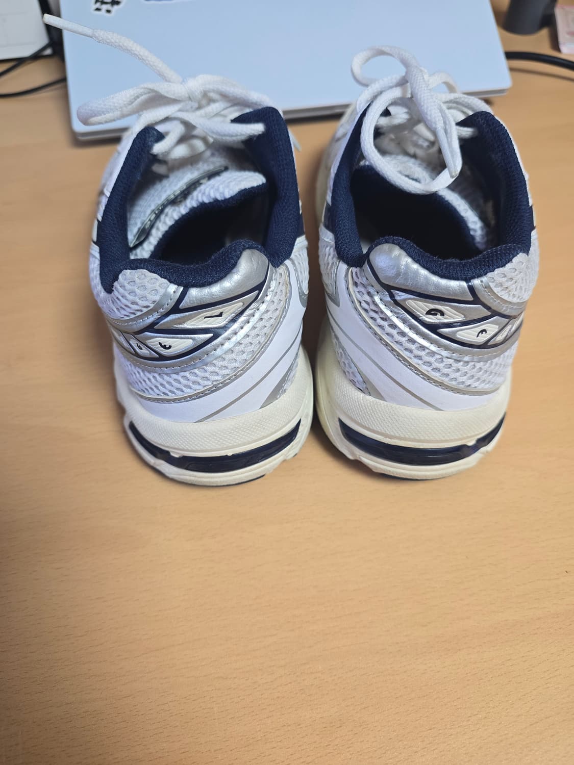 아식스 젤1130 화이트미드나잇 240 상품이미지5