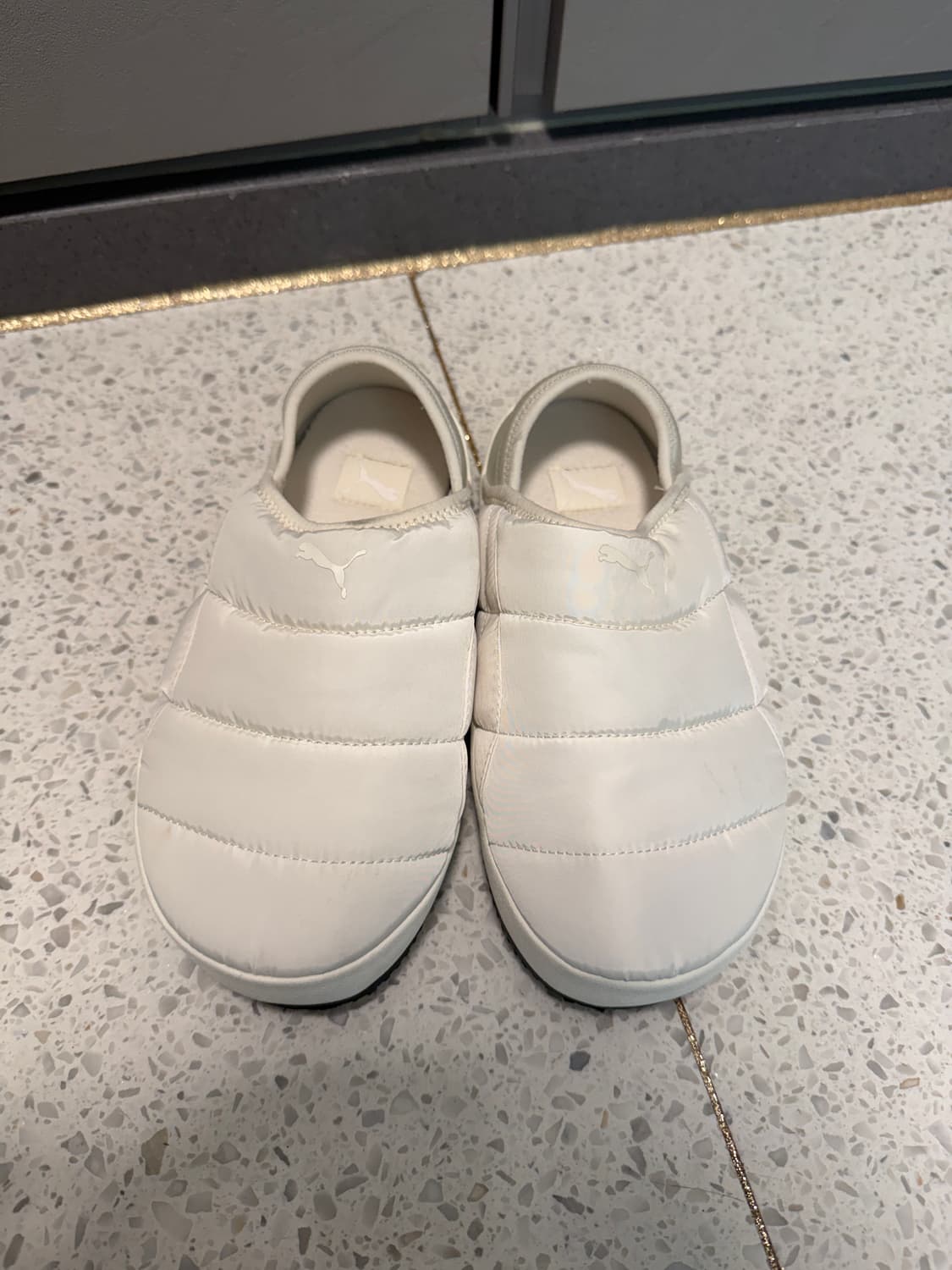 푸마 패딩 슬리퍼(방한화) 260 상품이미지1