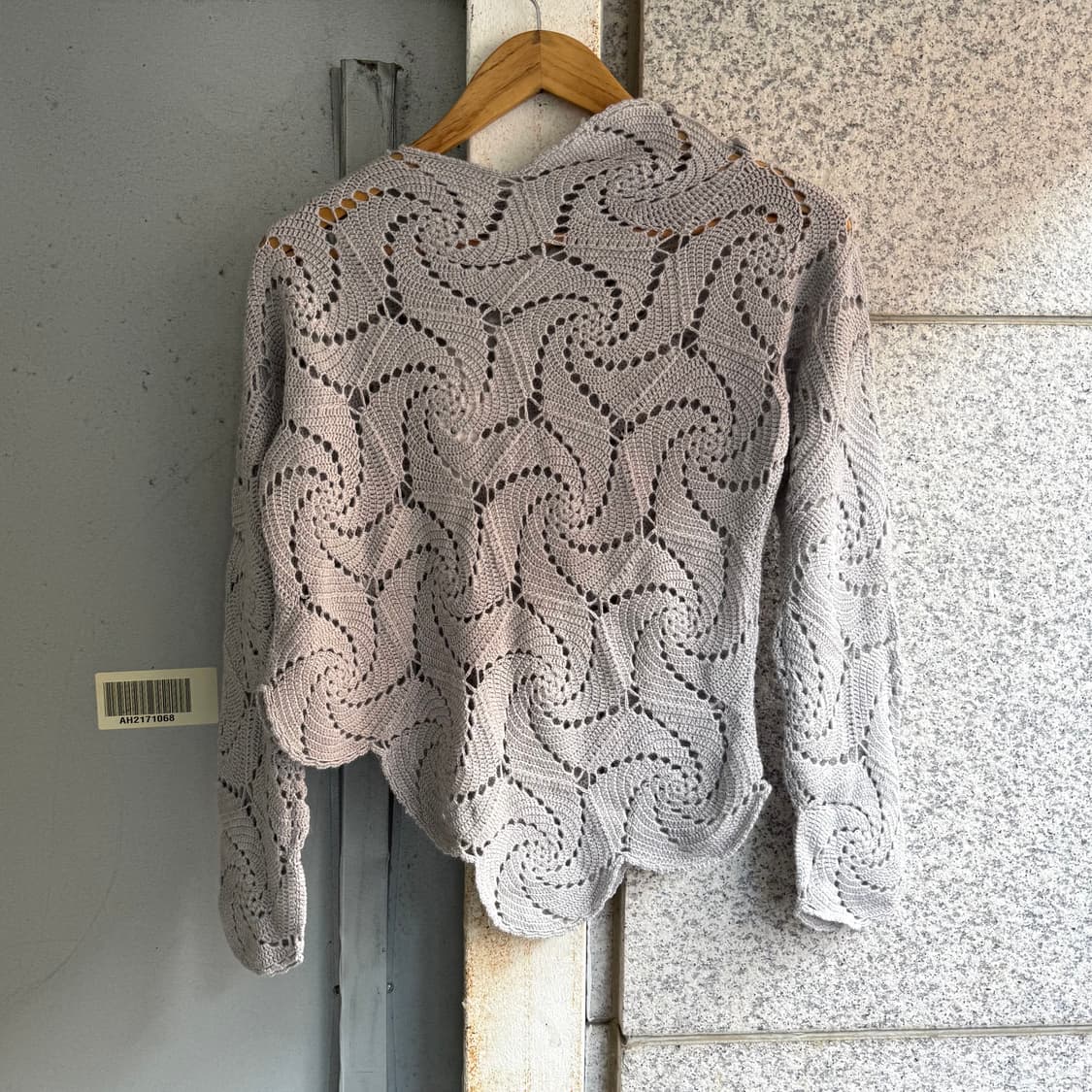 C.M.BIS JPN 넥버튼 언벨런스 울 니트 상품이미지2