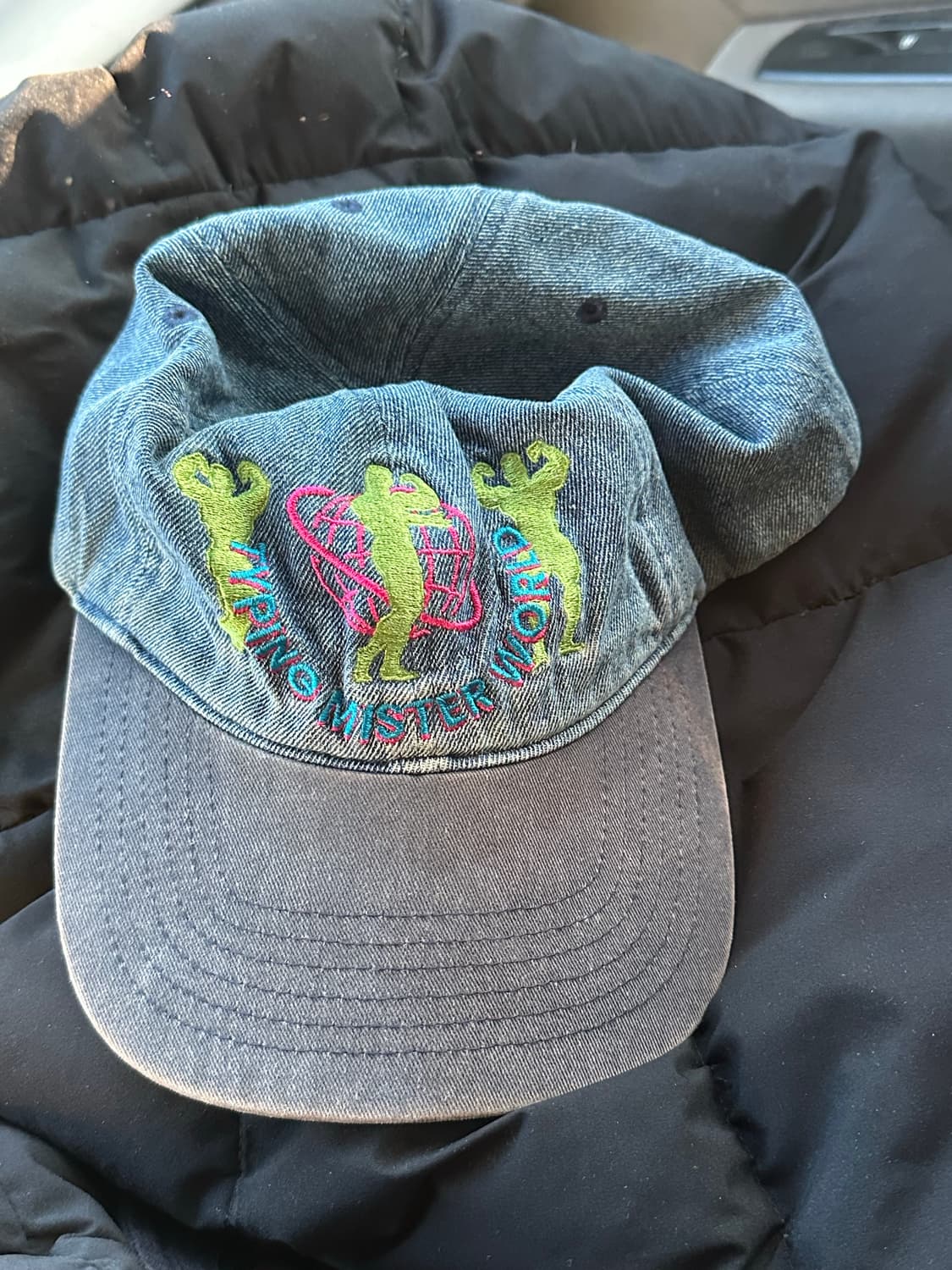 타이핑미스테이크 볼캡 상품이미지1