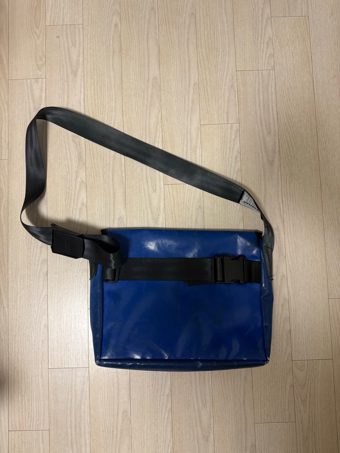 프리이탁 덱스터 상품이미지2