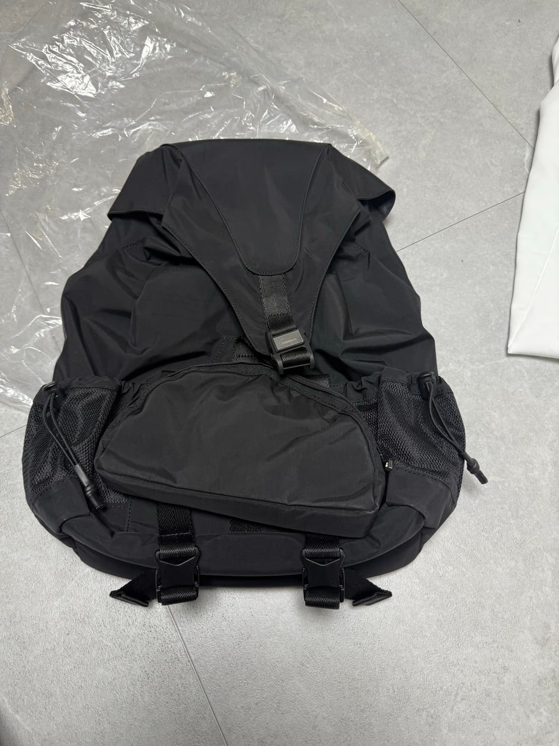 아더에러 바딘 백팩 새상품 상품이미지2