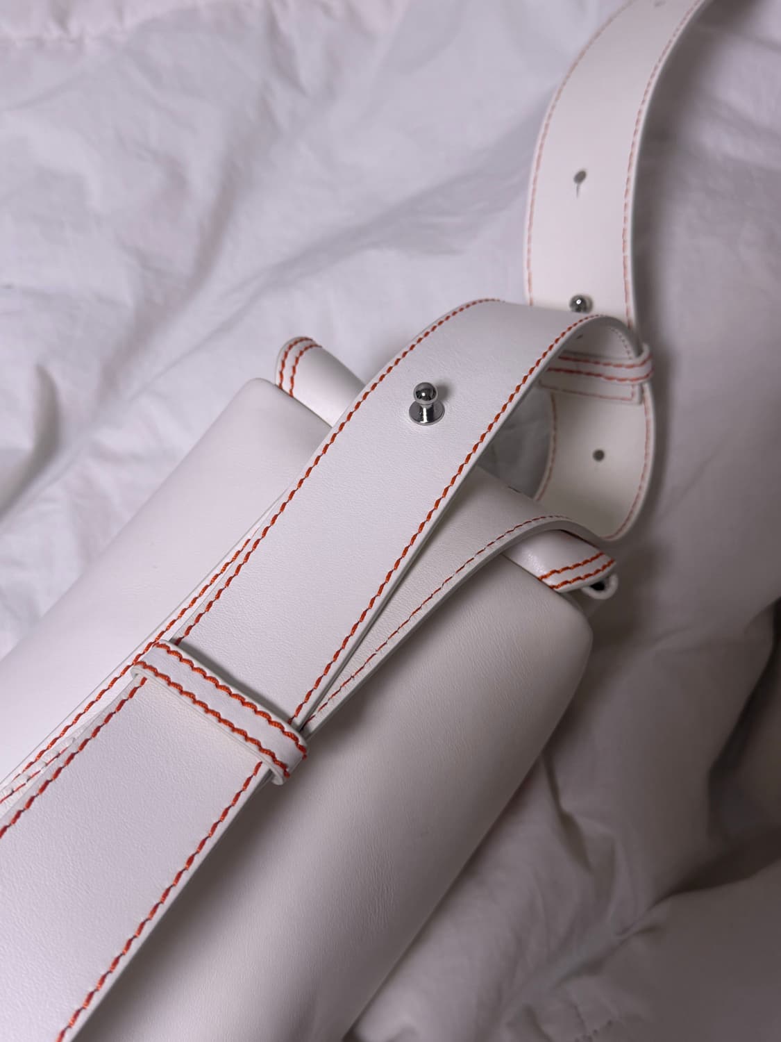 sunnei 바울레토 펠레 리시카 크로스백 - 오프 화이트 상품이미지4